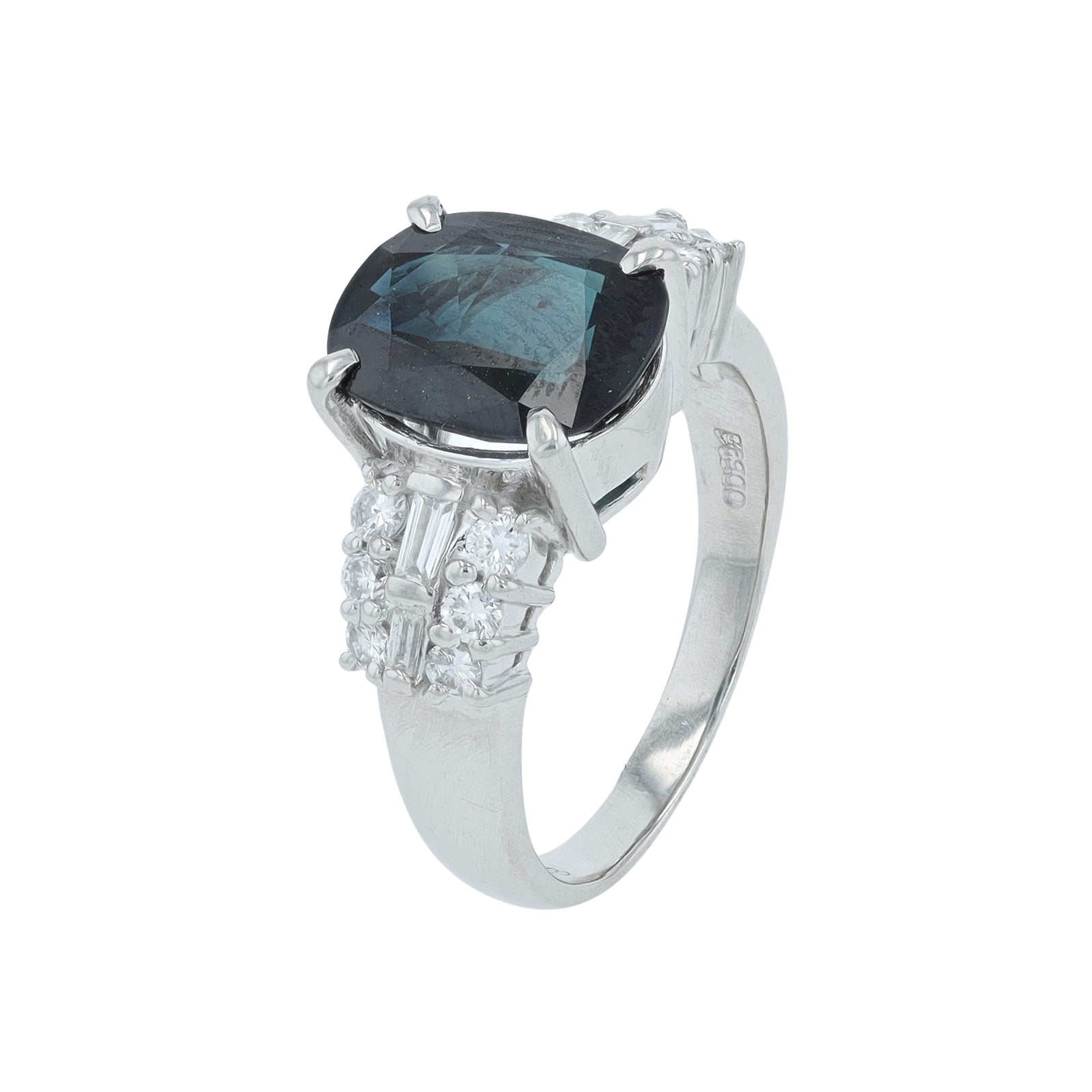 PT900 3.86 CT Sapphire Center Ring