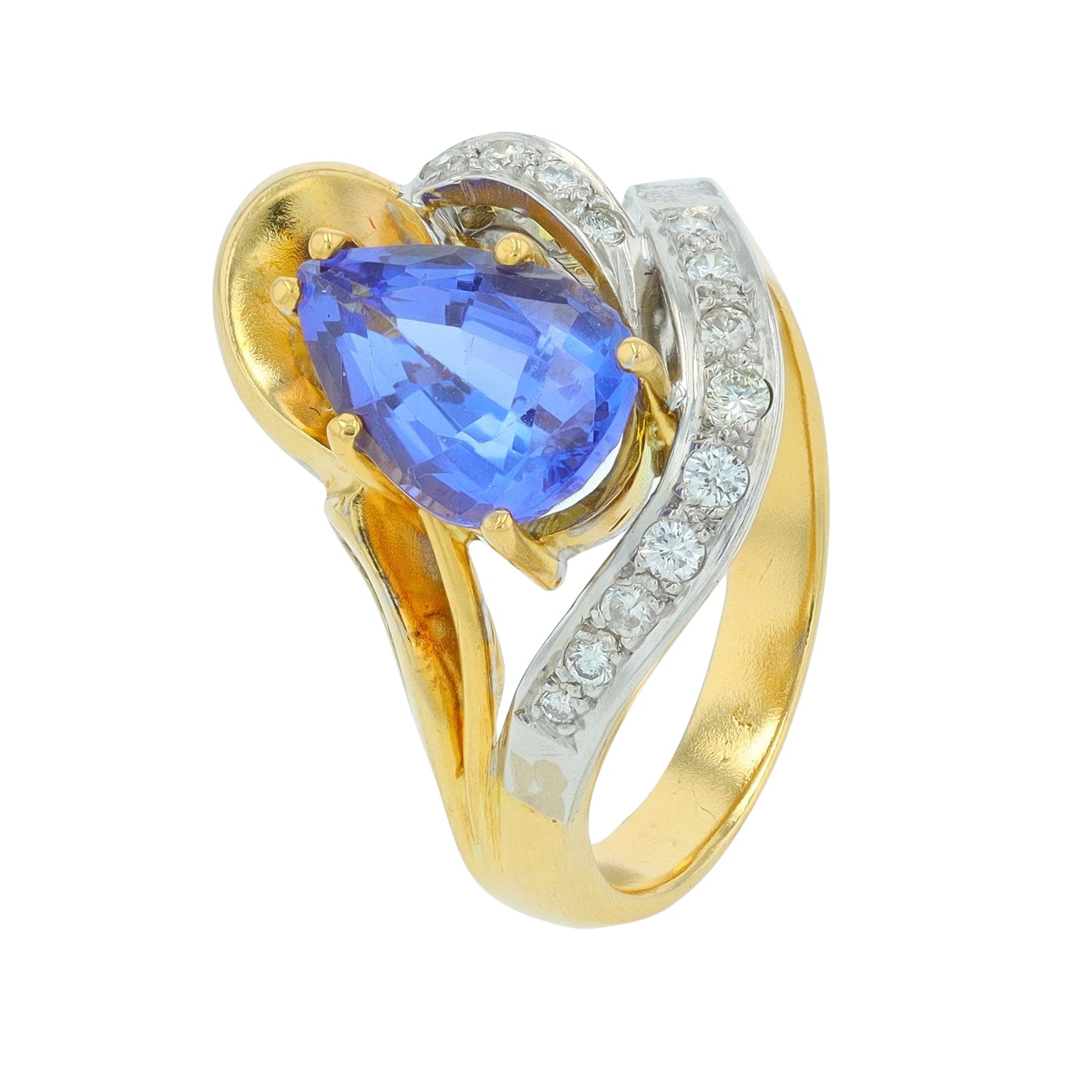 14K YG 4.00 CT Tanzanite Center Ring