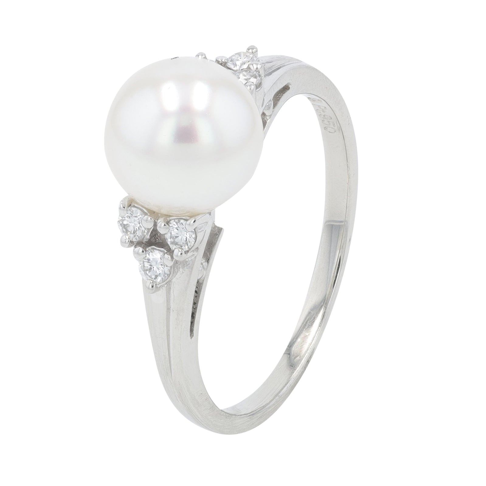 PT950 Mikimoto 7.7 MM Pearl Ring