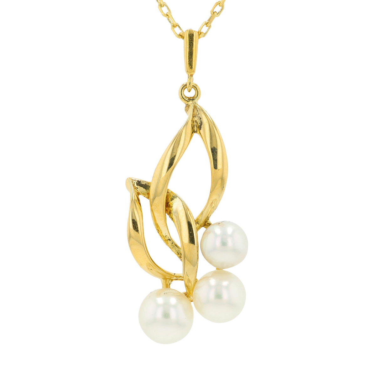 18K YG Mikimoto 5 - 6 MM Pearl Pendant