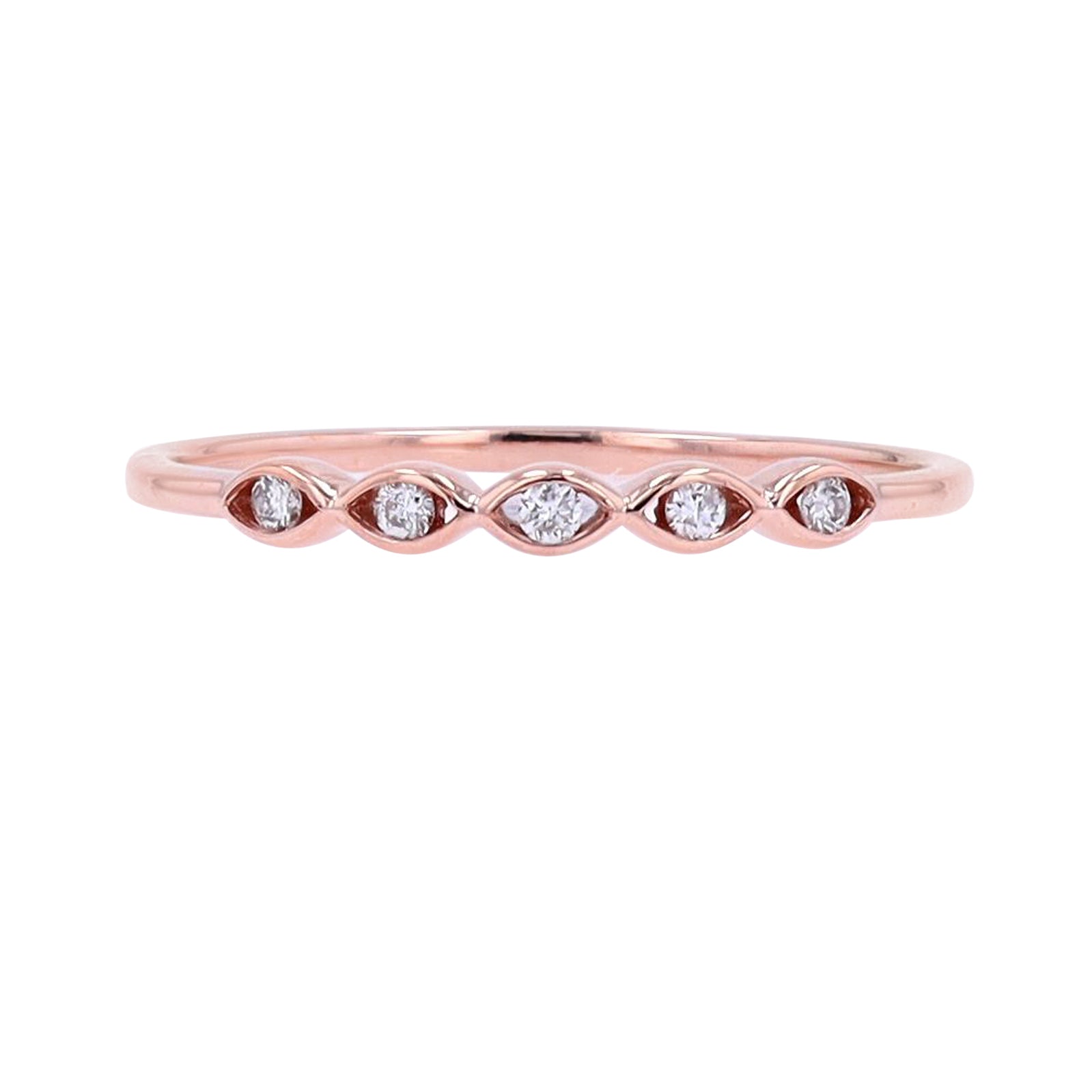 10K Diamond Scalloped Band<p><strong>More Colors Available</p></strong>