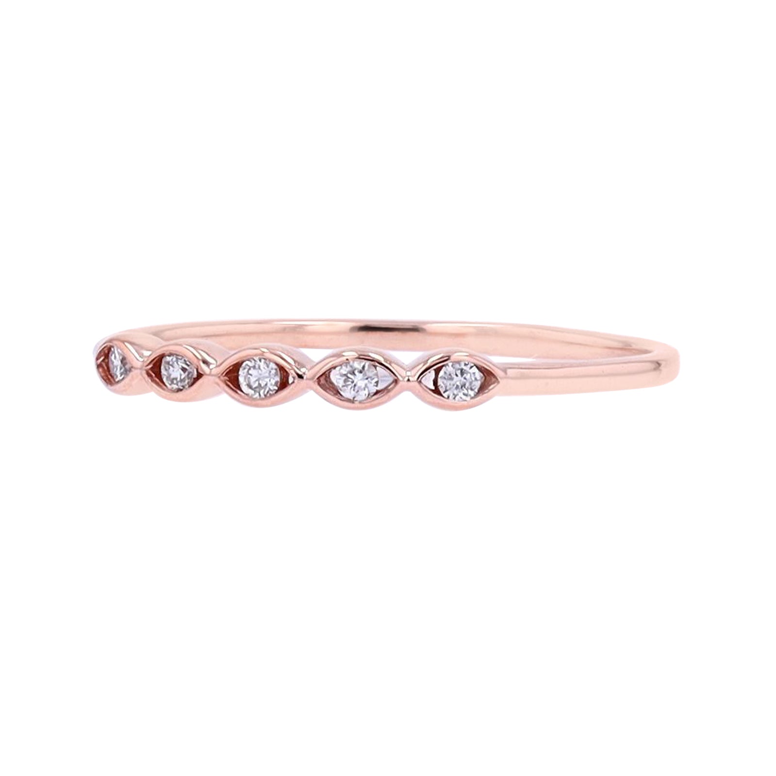 10K Diamond Scalloped Band<p><strong>More Colors Available</p></strong>