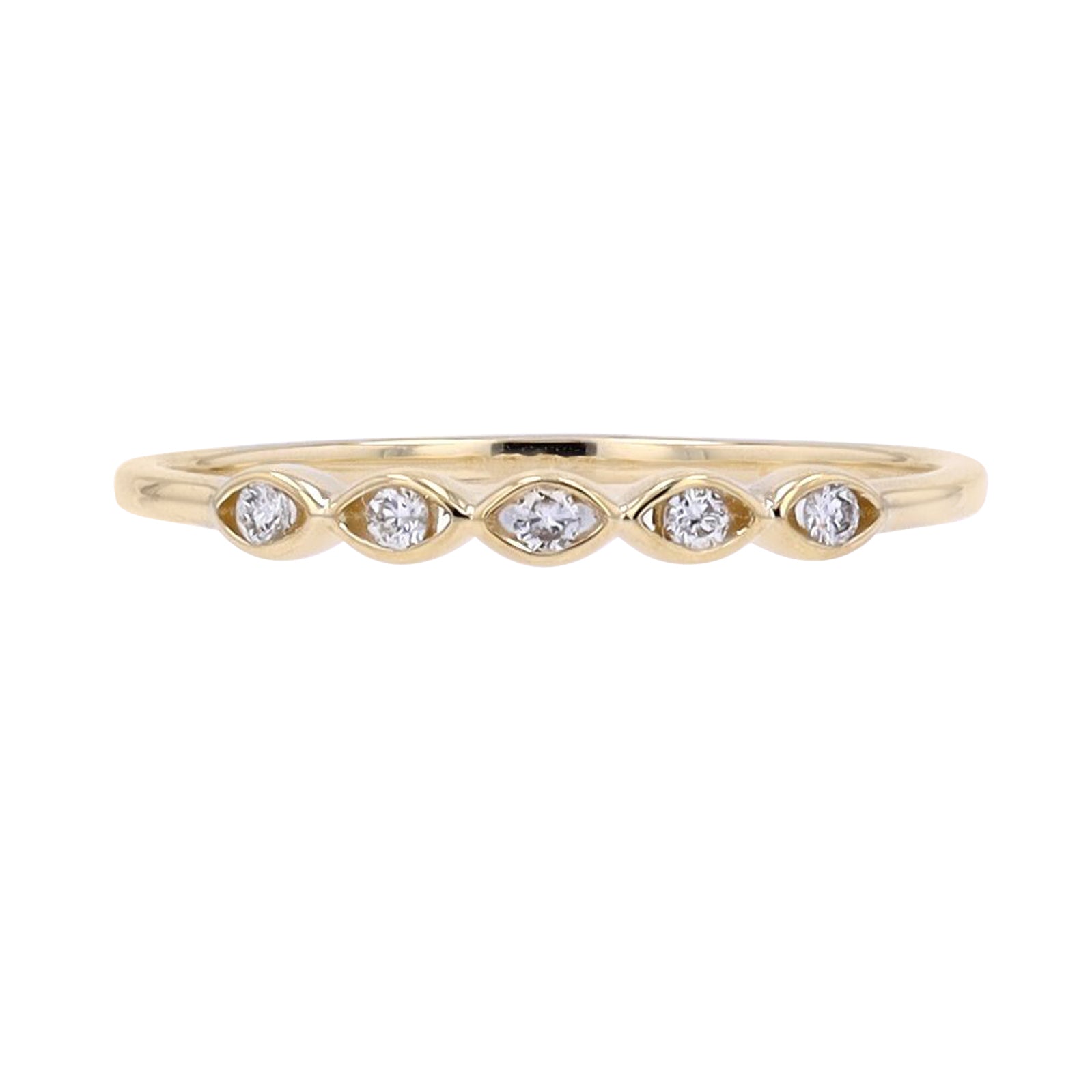 10K Diamond Scalloped Band<p><strong>More Colors Available</p></strong>