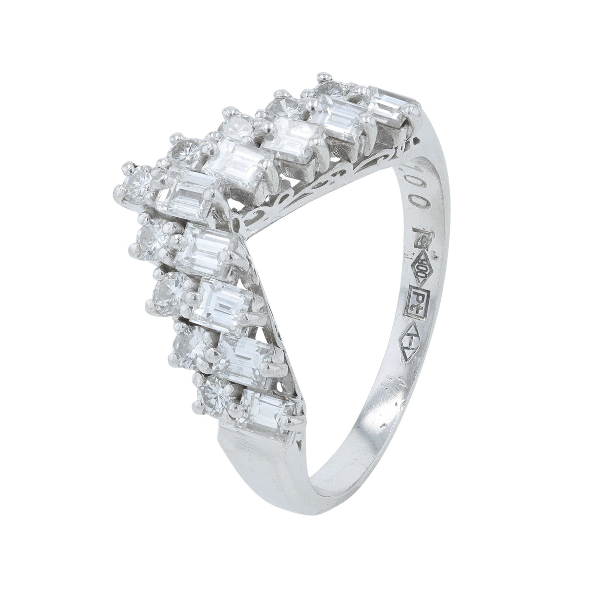 PT900 1 CTW Diamond Chevron Band