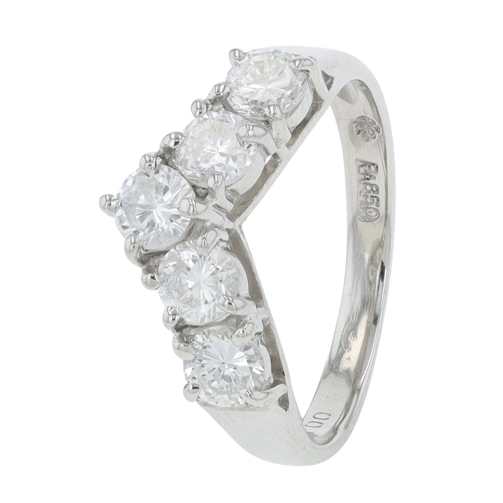 PT850 1 CT Diamond Chevron Band