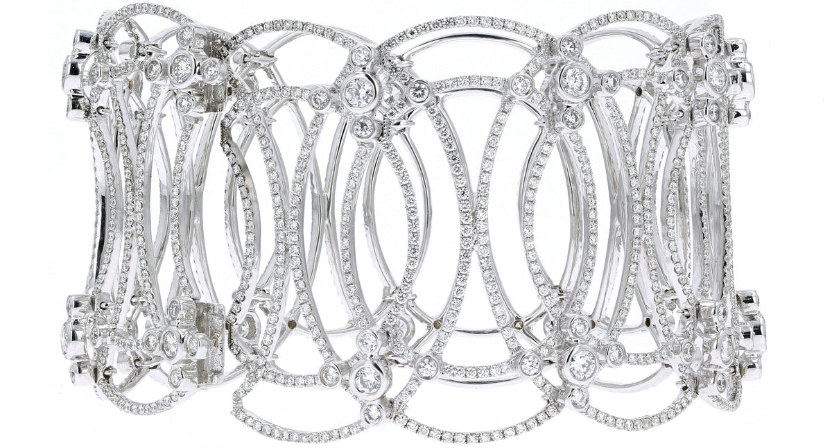 18K WG Wide Statement Diamond Bracelet<p><strong>$8500</p></strong>