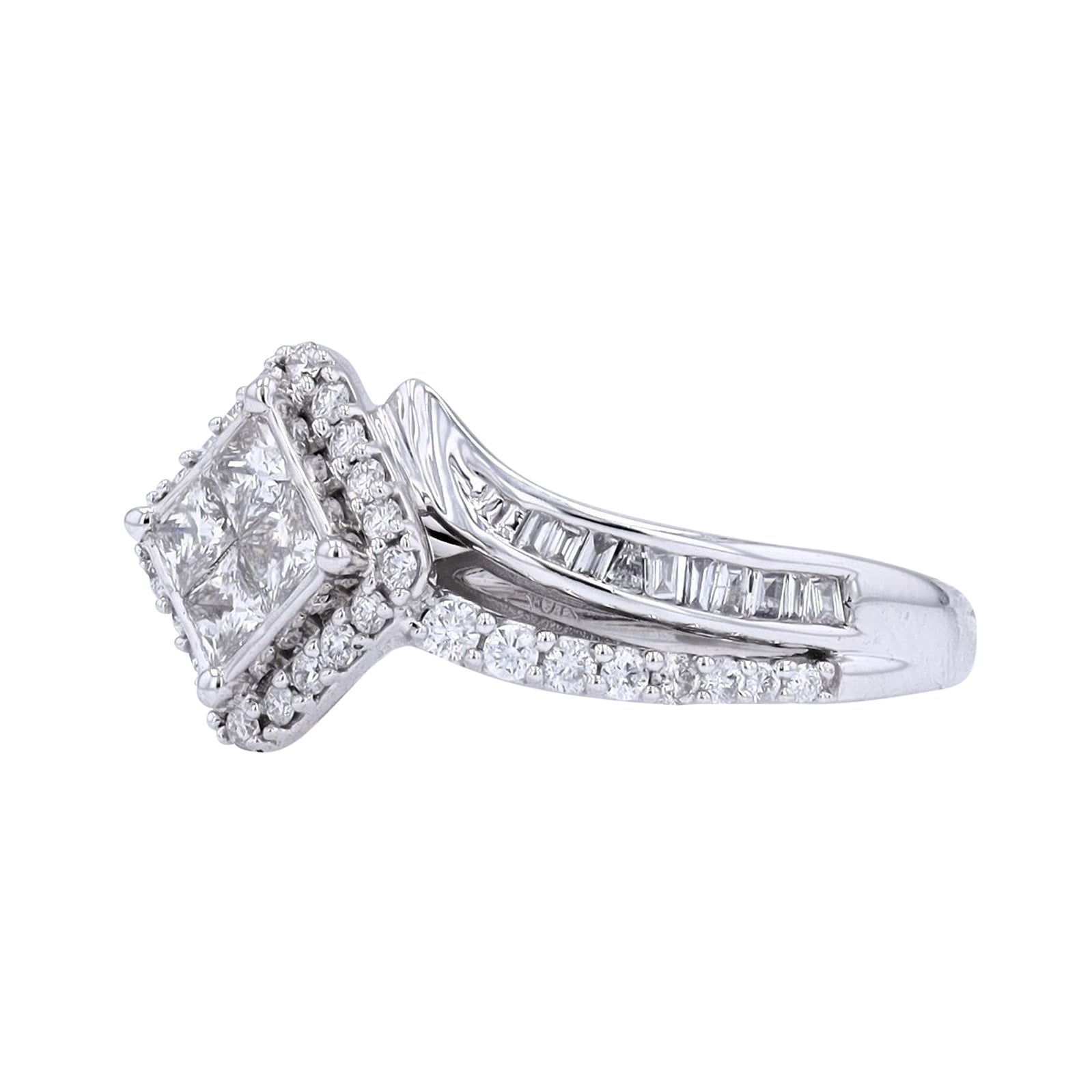 10K WG 1 CTW Diamond Ring