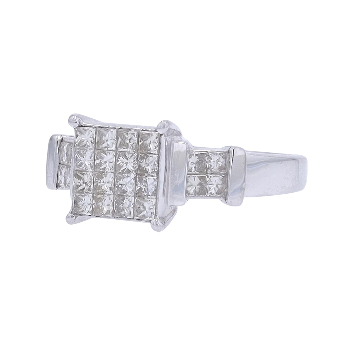 Platinum 0.76 CT Diamond Cluster Ring