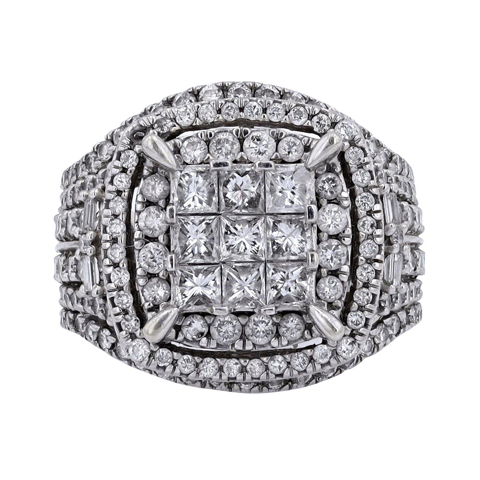 10K WG 3 CTW Diamond Cluster Ring