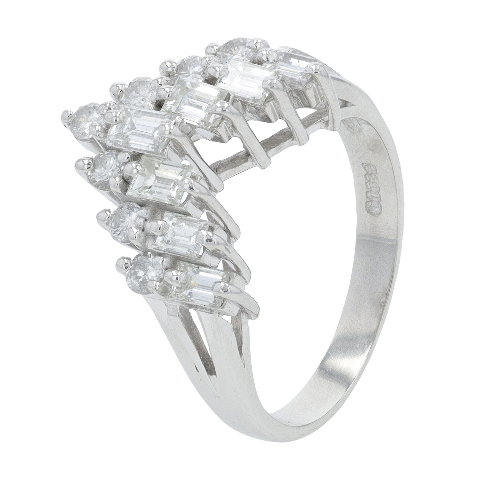 PT900 1.01 CTW Diamond Chevron Ring