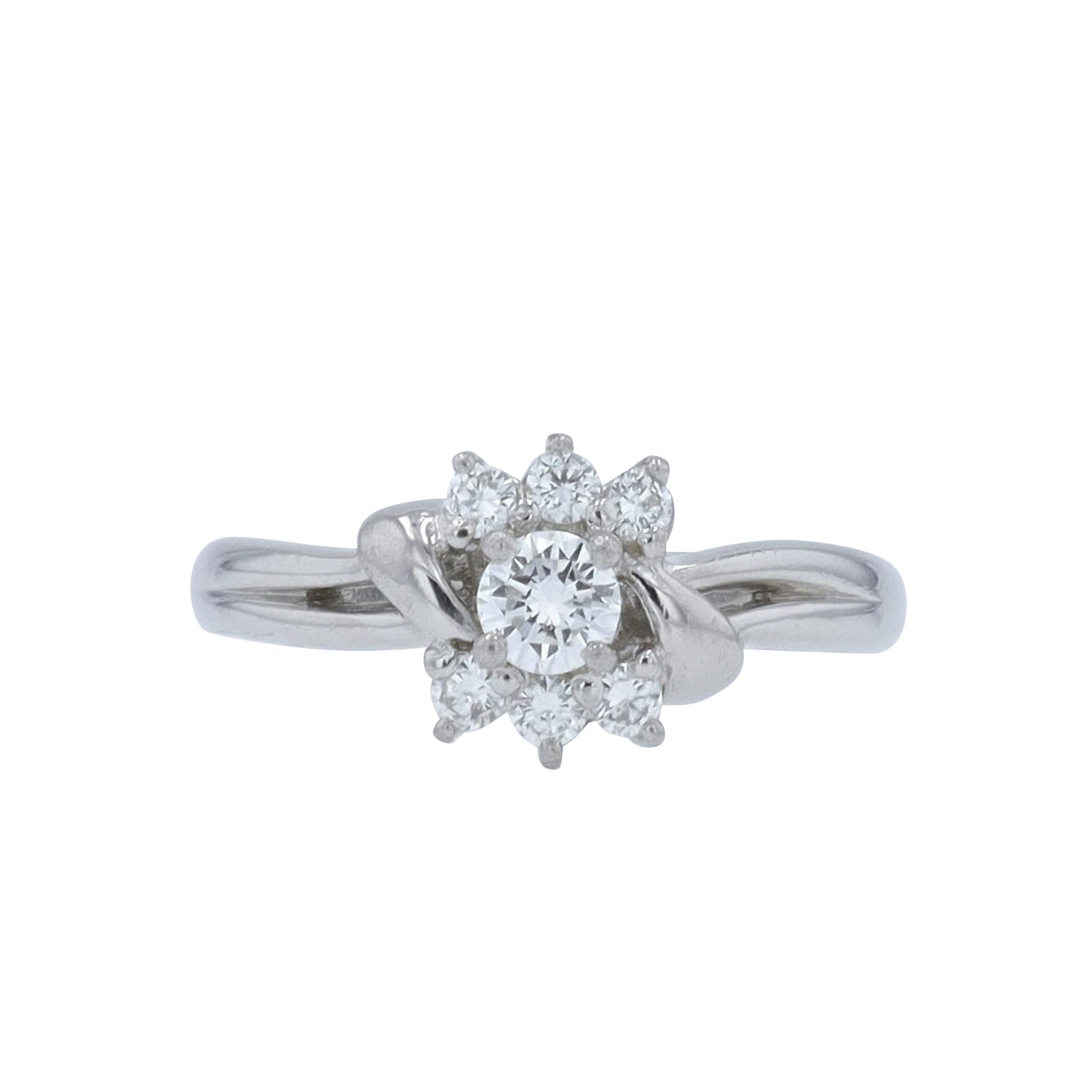 PT900 .38 CTW Diamond Ring