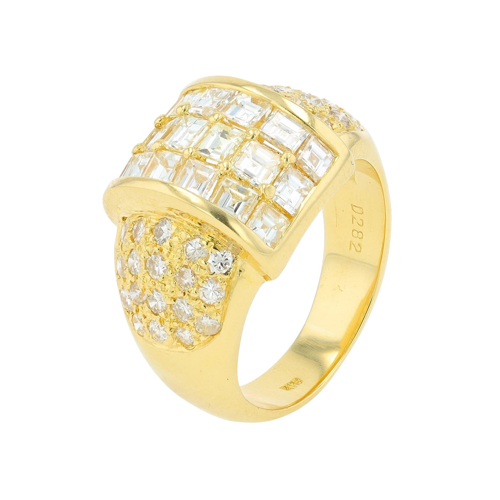 18K YG 2.82 CT Diamond Cluster Ring