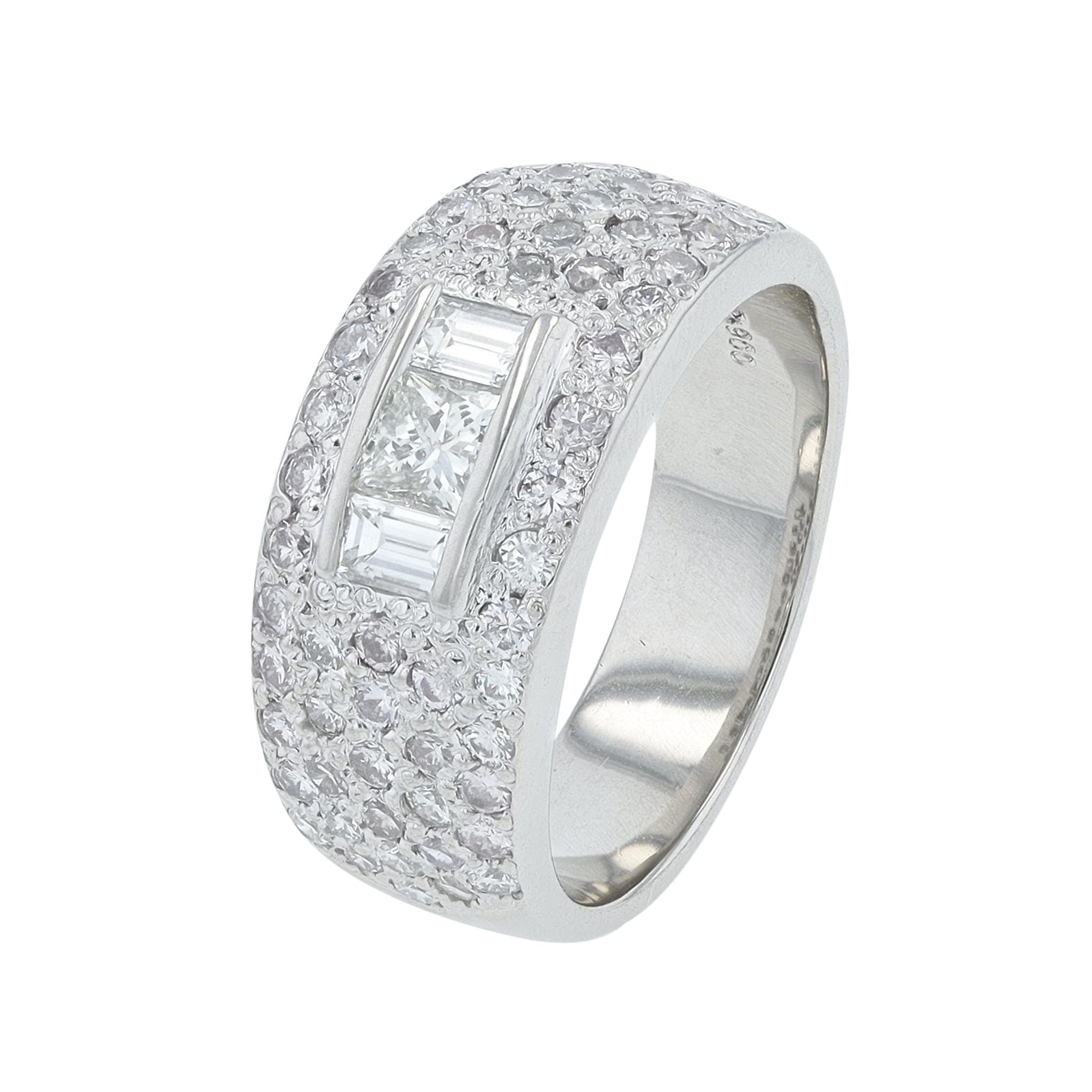 PT900 .25 CTR Diamond Ring