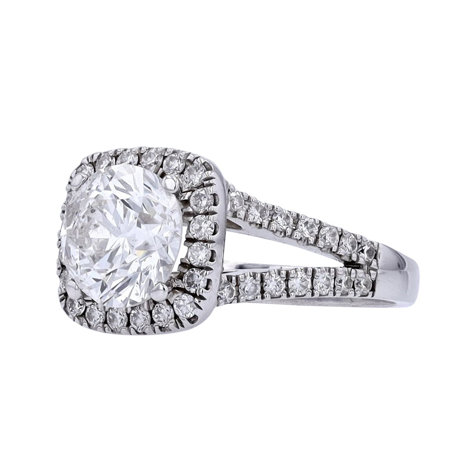 14K WG 2.11 CT Round Brilliant Center Ring