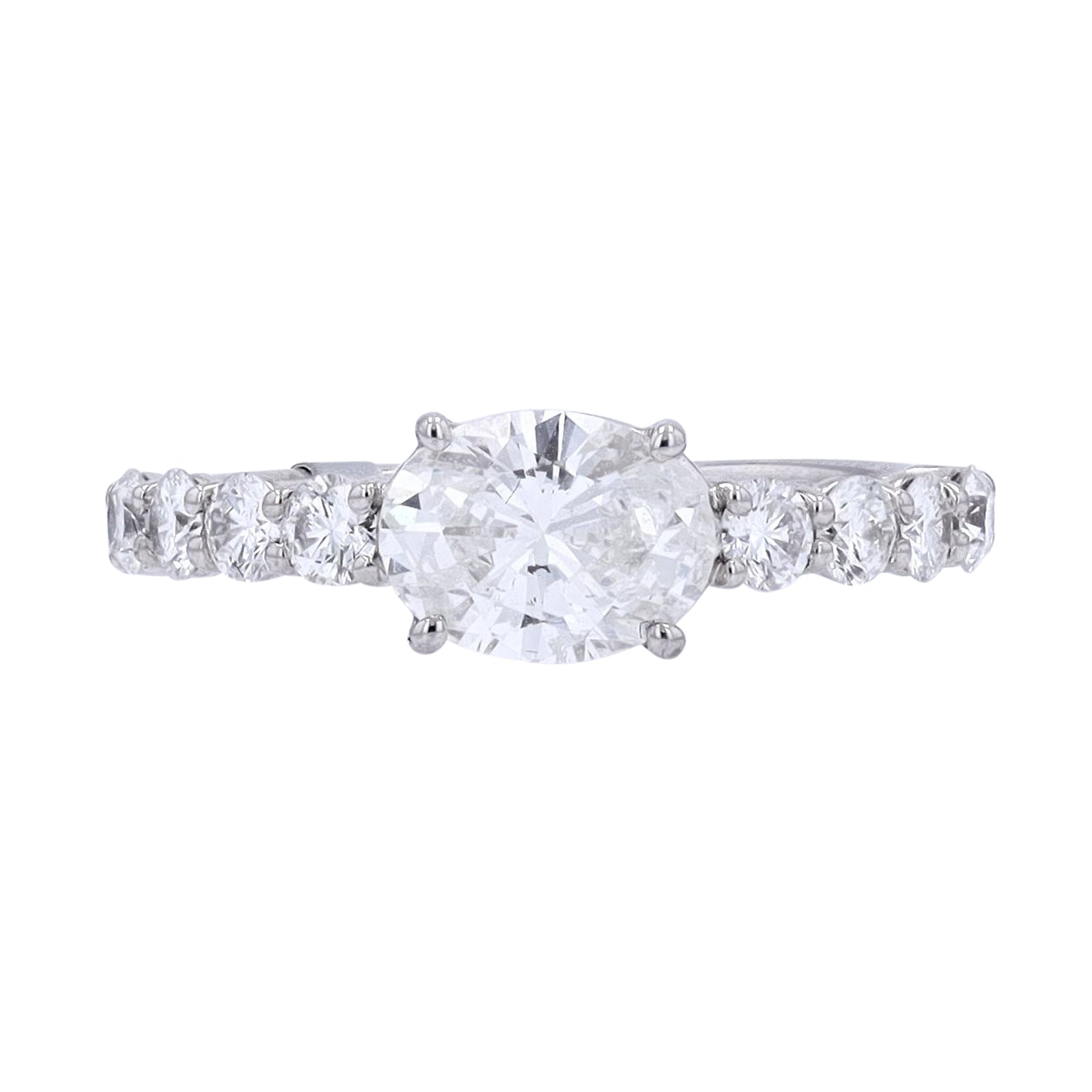 PT900 1.03 CT Oval Center Engagement Ring