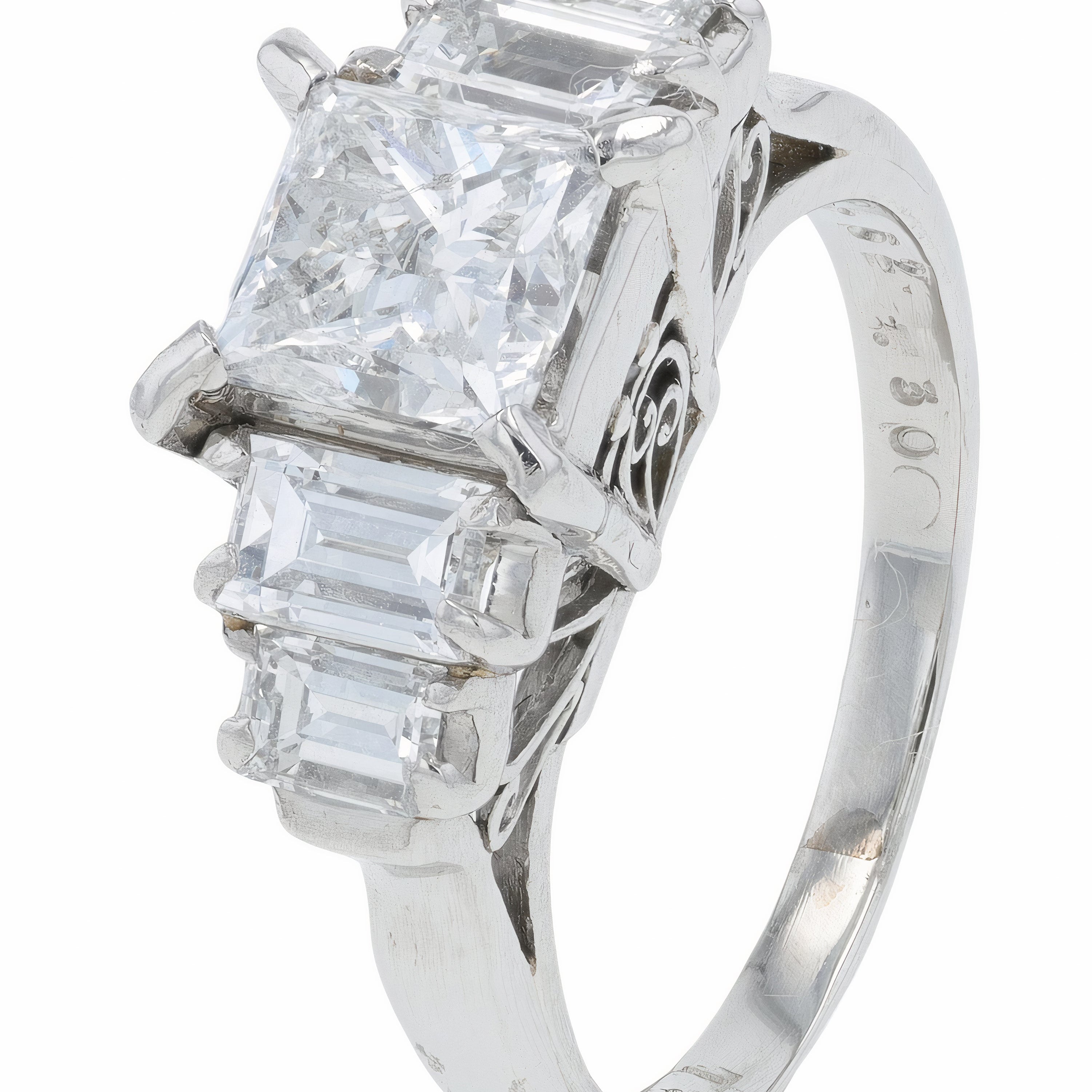PT900 1.05 CT Princess Cut Center Engagement Ring