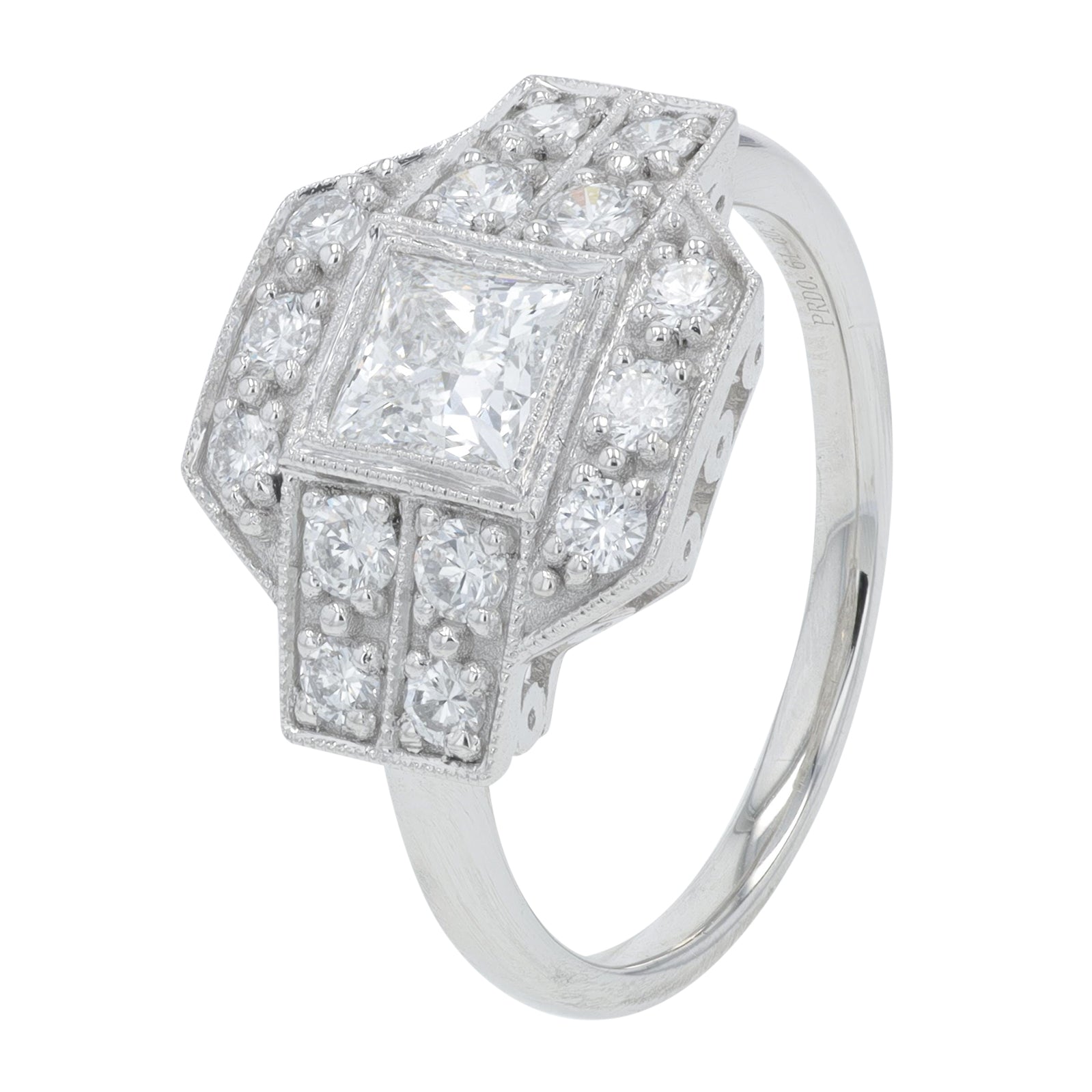 PT950 1.09 CTW Diamond Engagement Ring