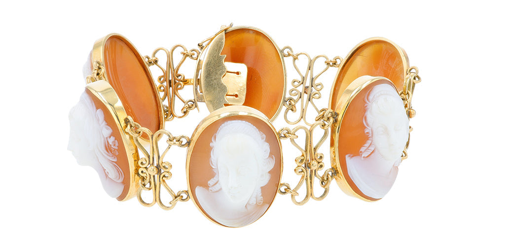 18K YG Cameo Bracelet
