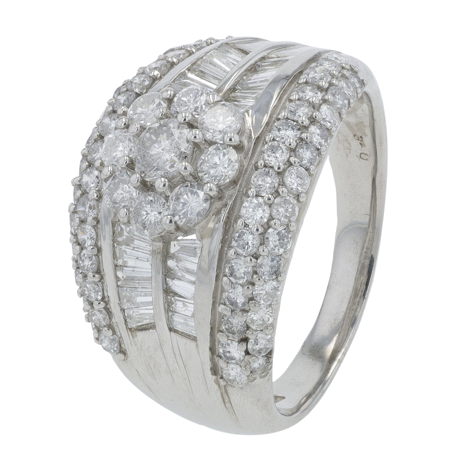 PT900 3 CTW Diamond Gents Ring