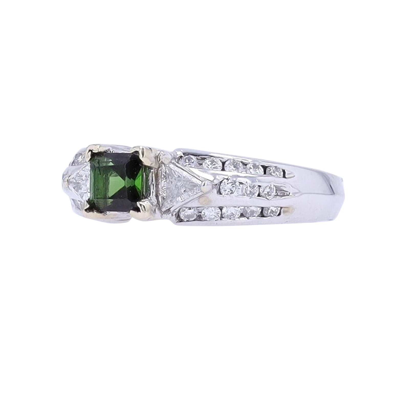 18K WG 0.49 CT Green Tourmaline Center Ring<p><strong>$429</p></strong>