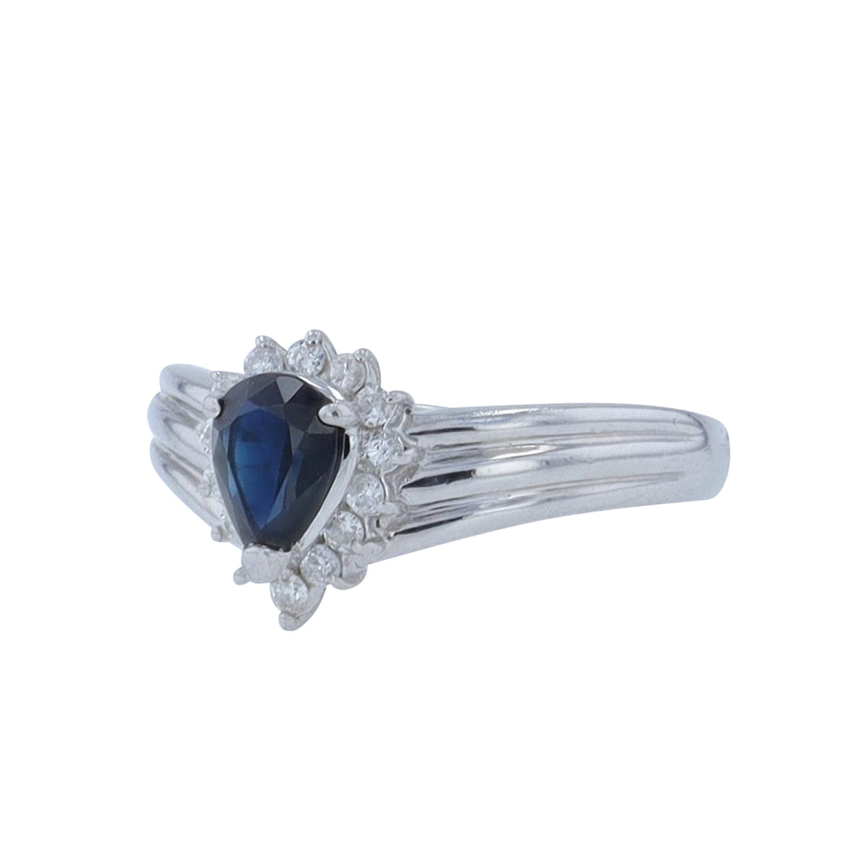 PT850 0.83 CT Pear Cut Halo Ring