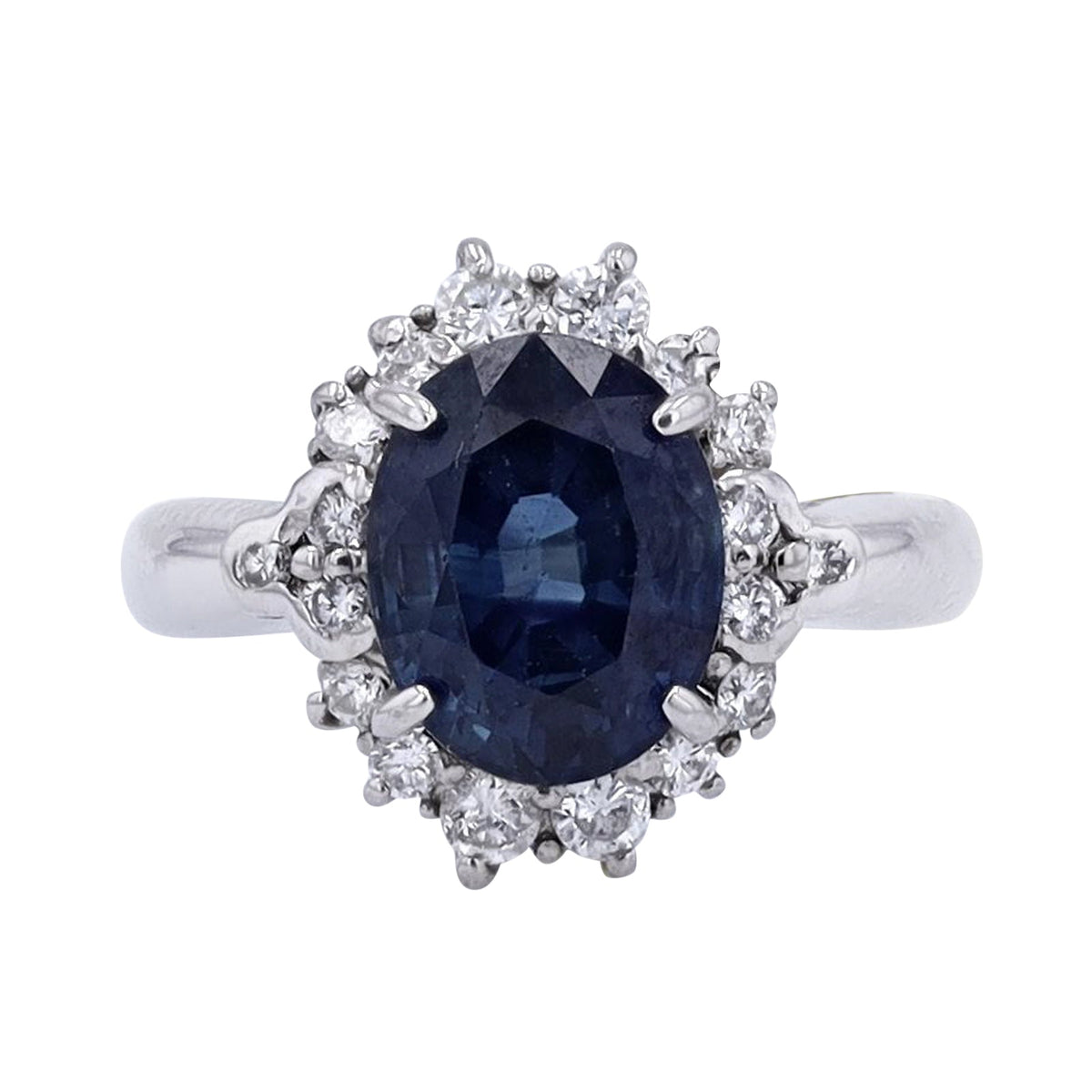 PT900 Sapphire Center Ring<p><strong>GIA Available</p></strong>