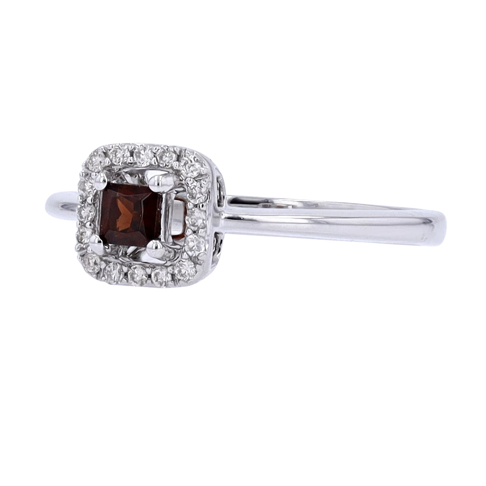 10K WG Garnet Center Ring