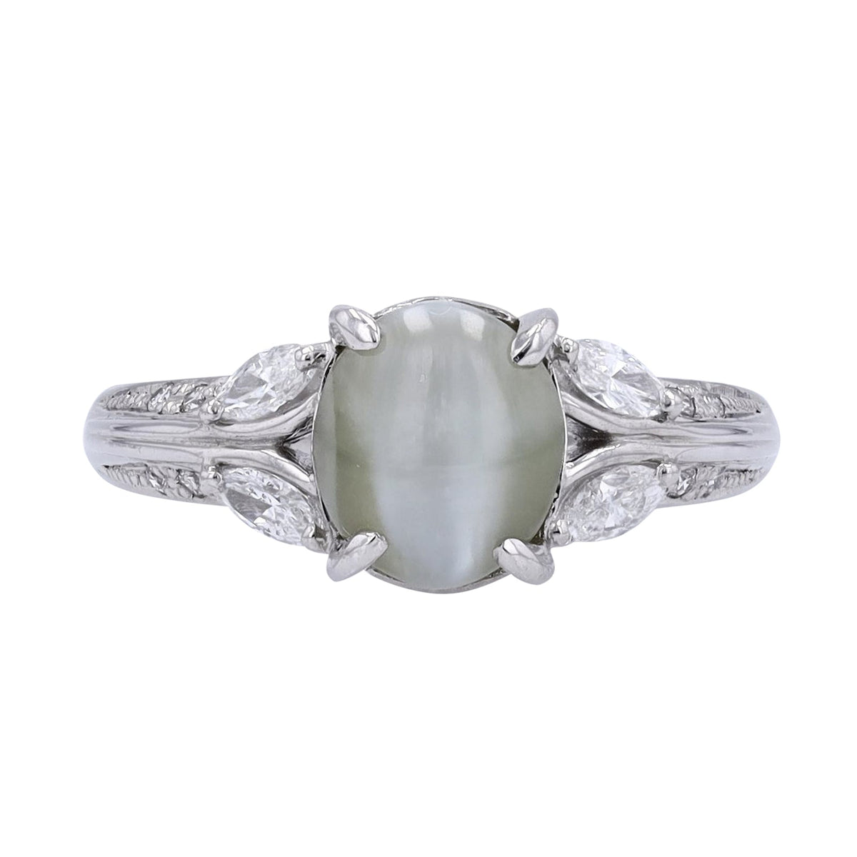PT900 3.75 CT Cat's Eye Ring