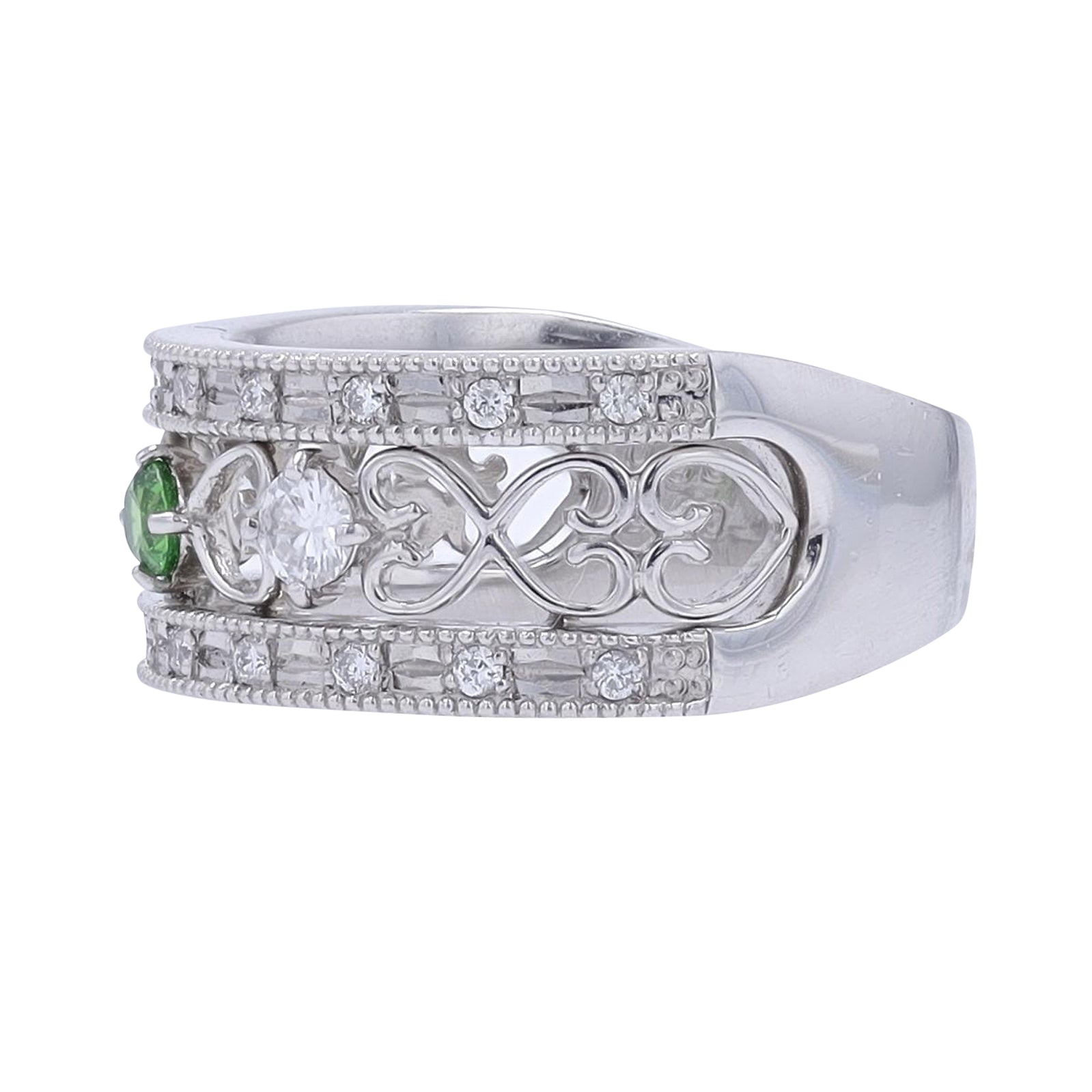 PT900 0.12 CT Tsavorite Center & 0.30 CT Diamond Ring