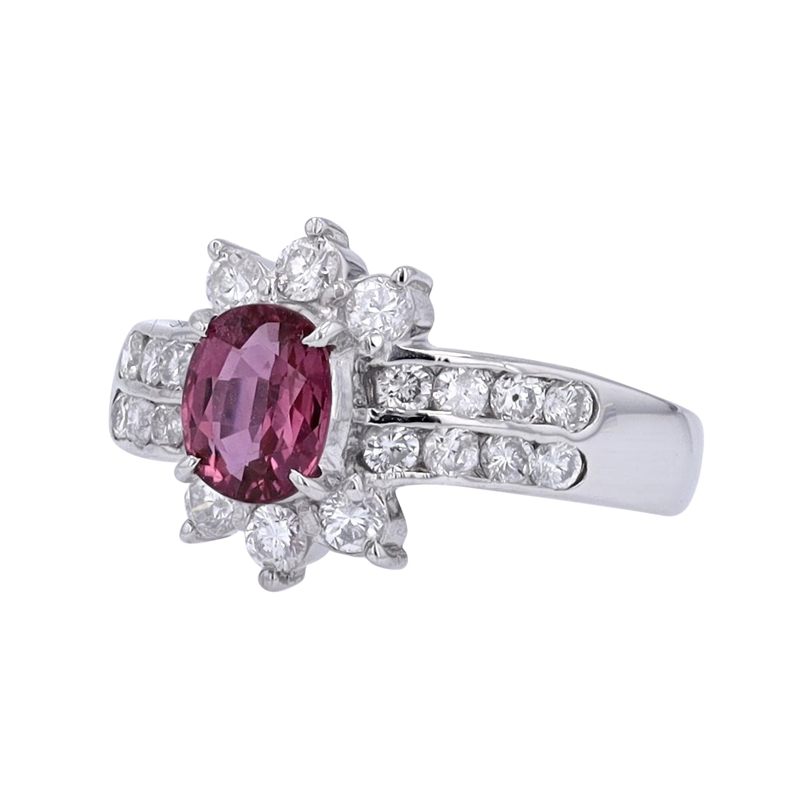 PT900 1 CT Ruby Center Ring<p><strong>$949</p></strong>