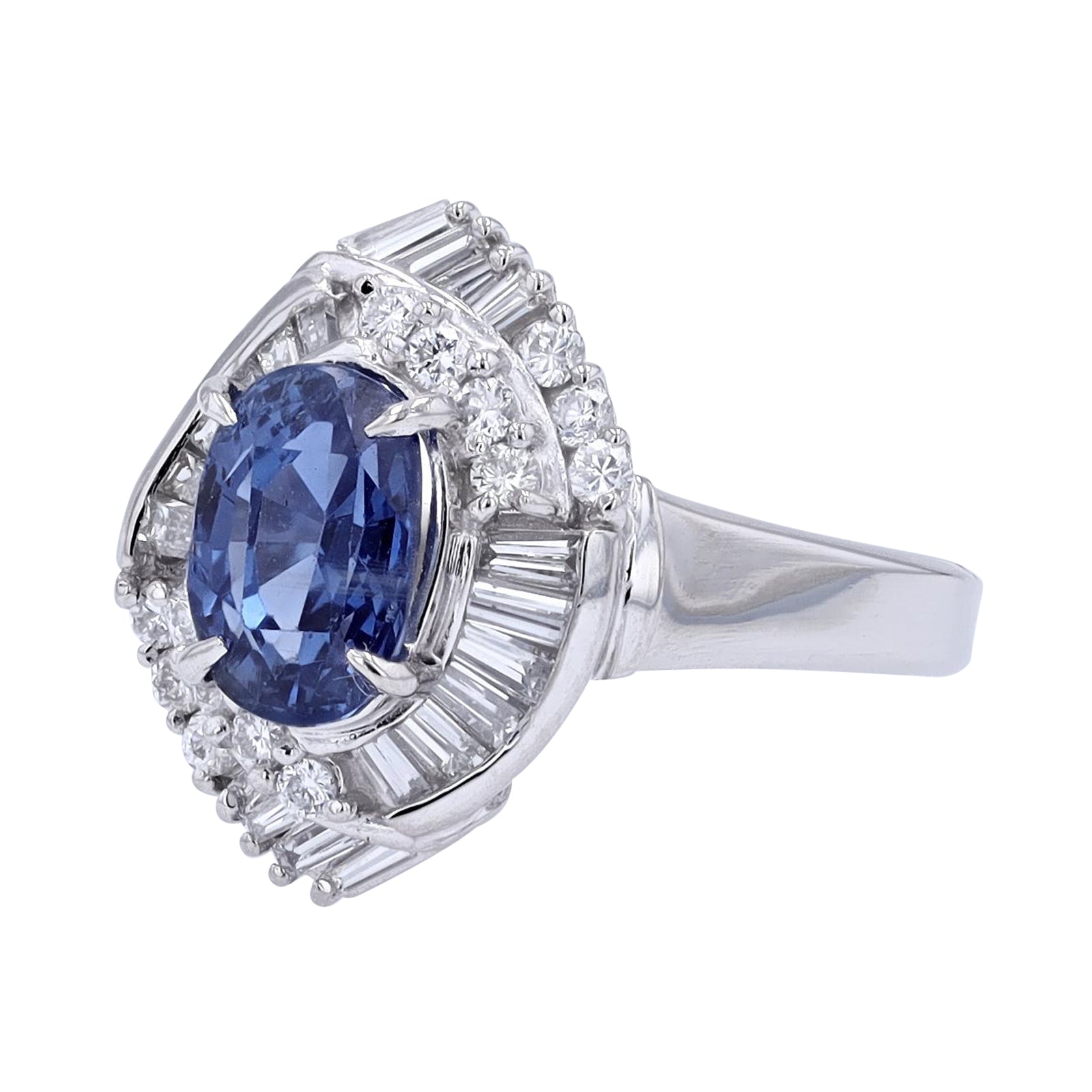 PT900 2.43 CT Sapphire Ring<p><strong>$1,499</p></strong>
