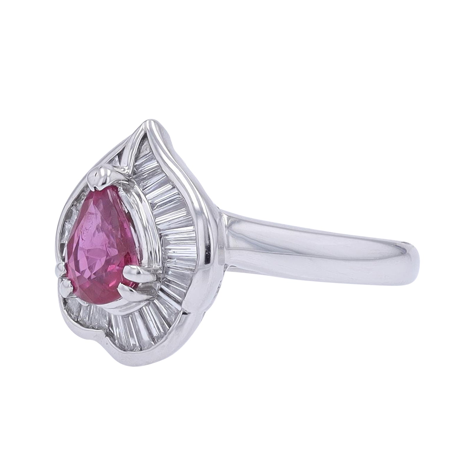 PT900 0.88 CT Ruby Center Halo Ring<p><strong>$599</p></strong>
