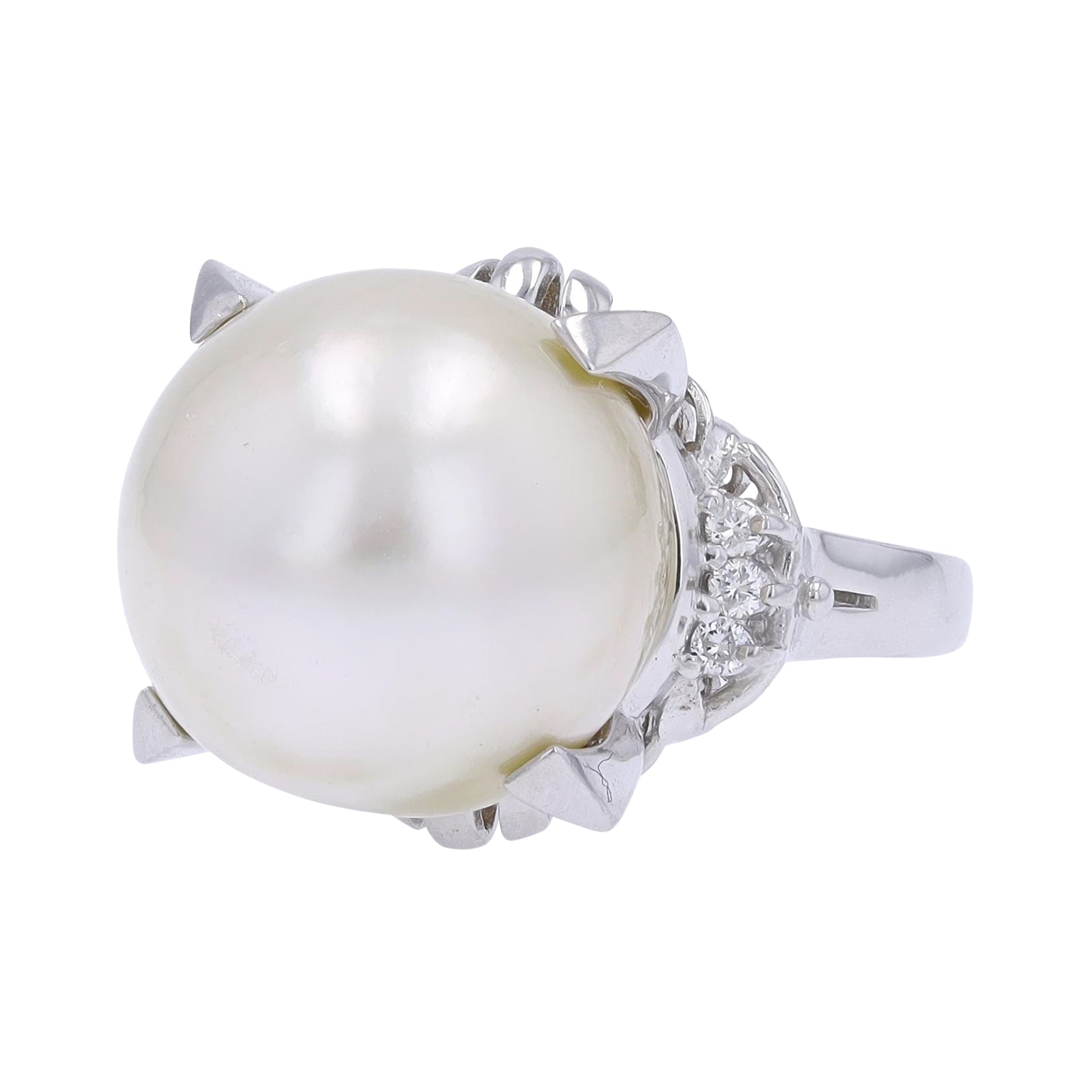 PT900 13.85MM Pearl Center Ring