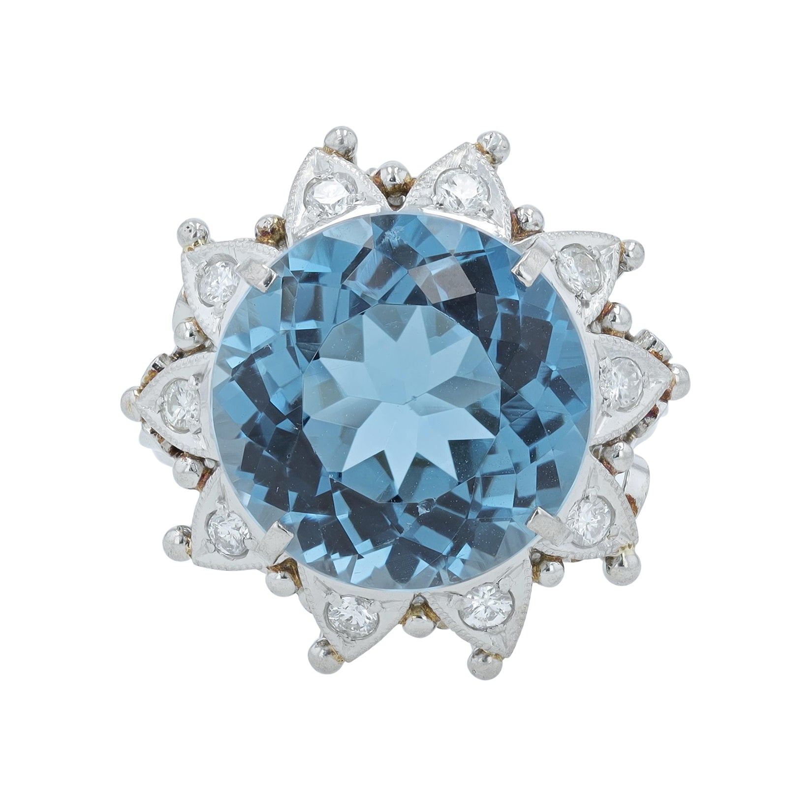 PT900 9.60 CT Blue Topaz Center Ring<p><strong>$699</p></strong>