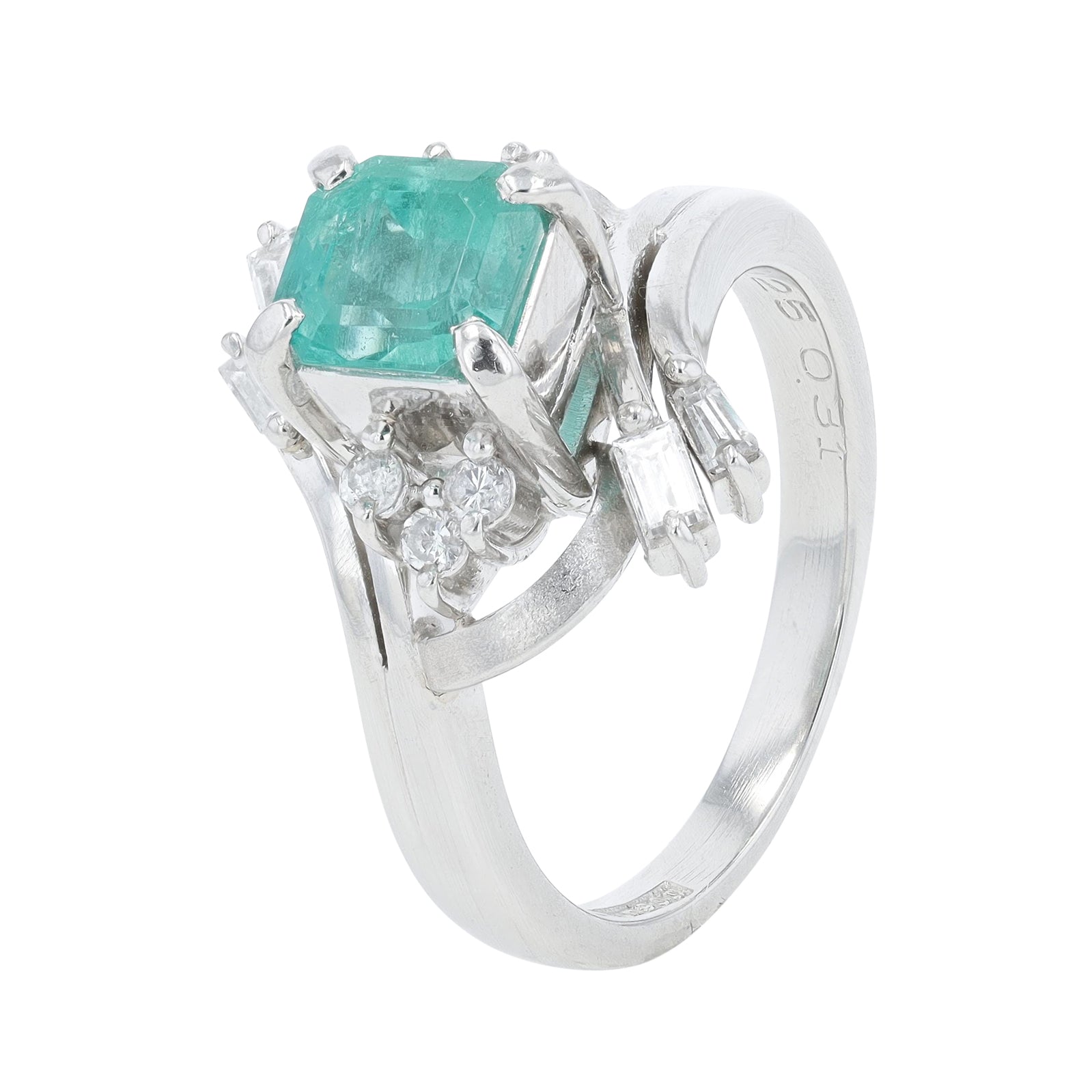 PT900 1.25 CT Emerald Ring