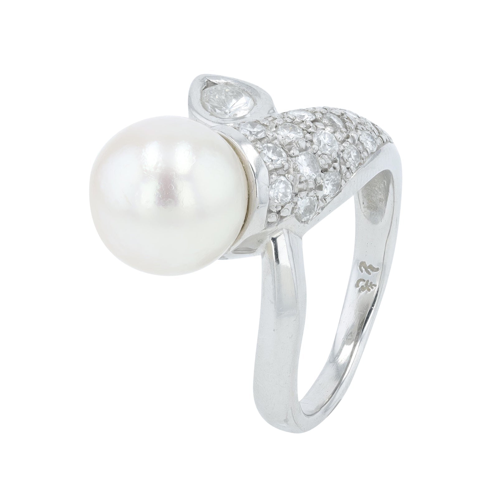 PT900 9.6 MM Pearl Bypass Ring