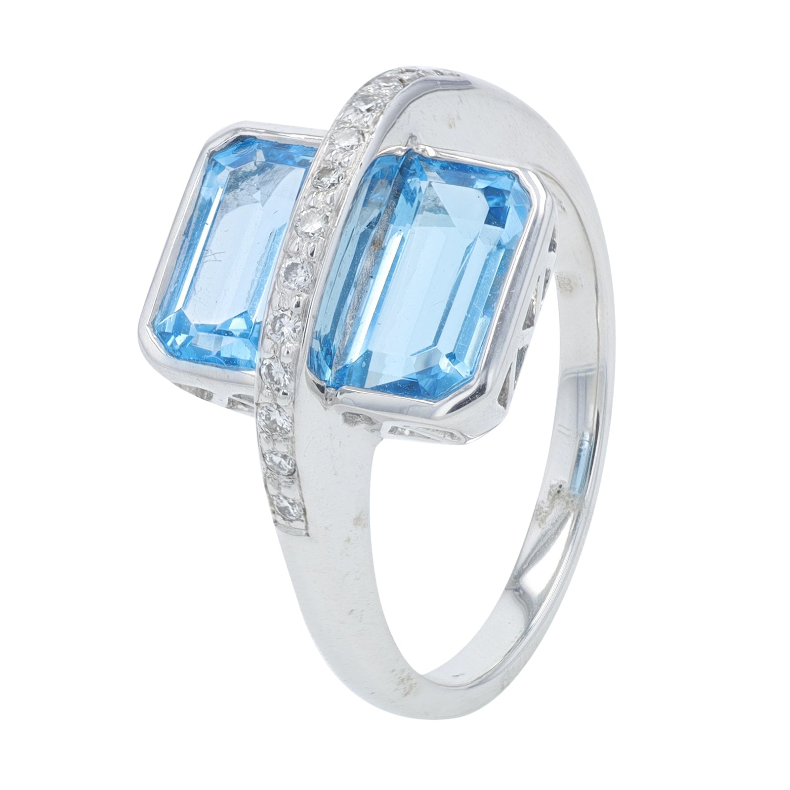 18K WG 2.47 CT Blue Topaz Ring
