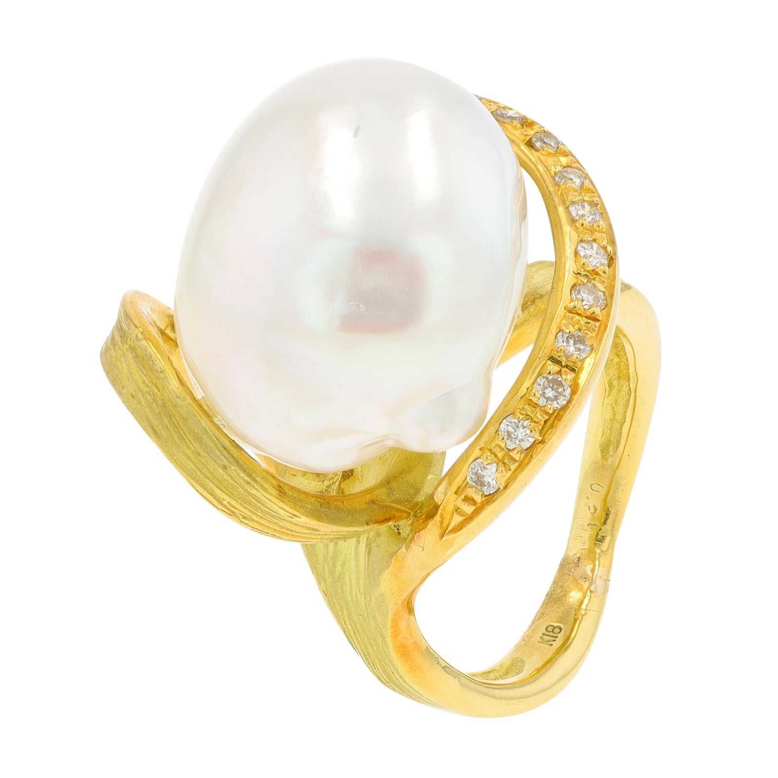 18K YG 14 - 16.6 MM Pearl Bypass Ring