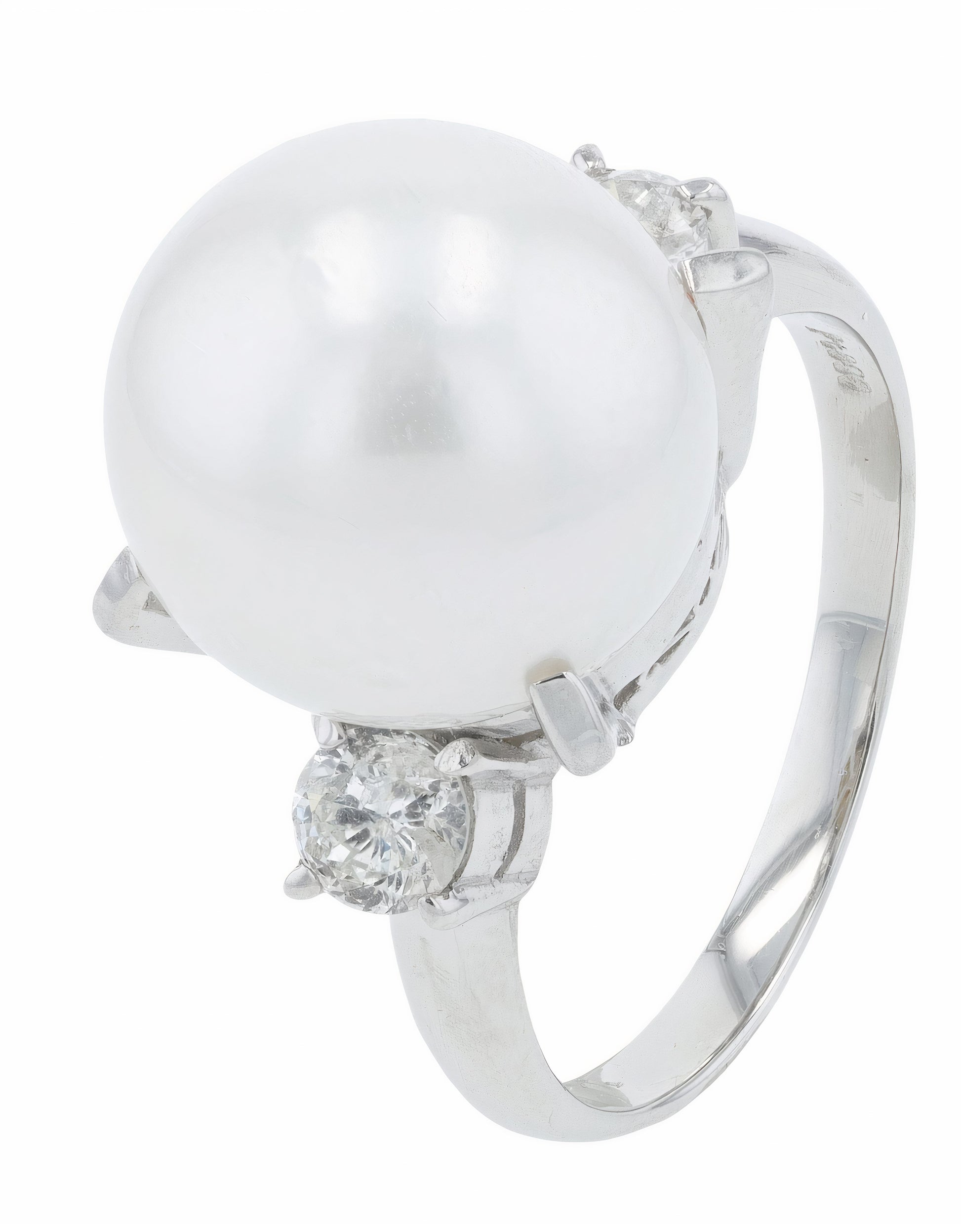 PT900 13 MM South Sea Pearl Ring