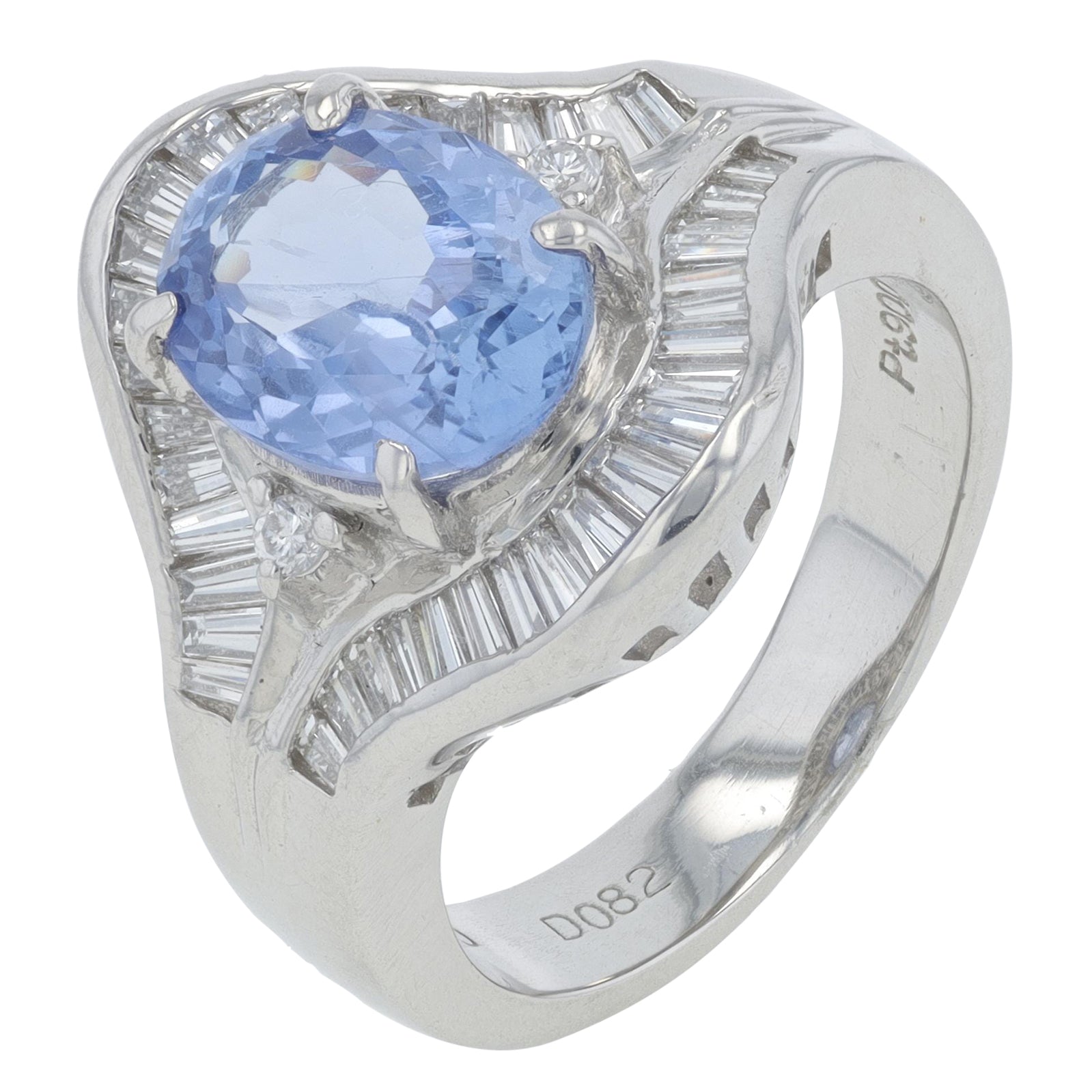 PT900 2.60 CT Sapphire Center Ring