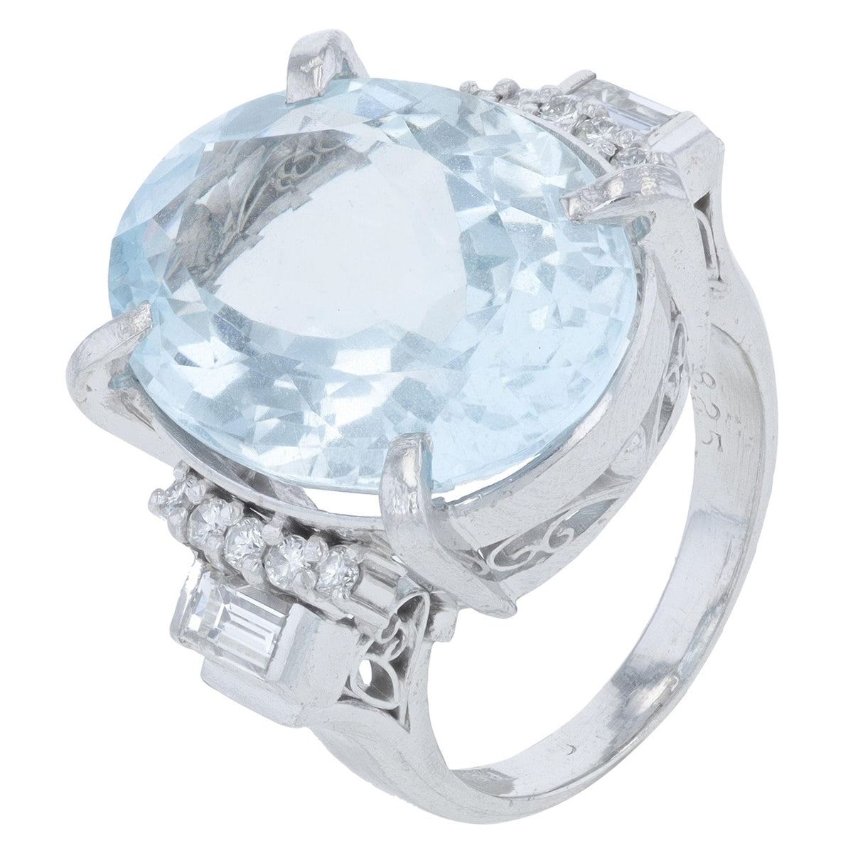 PT900 10.78 CT Aquamarine Cocktail Ring