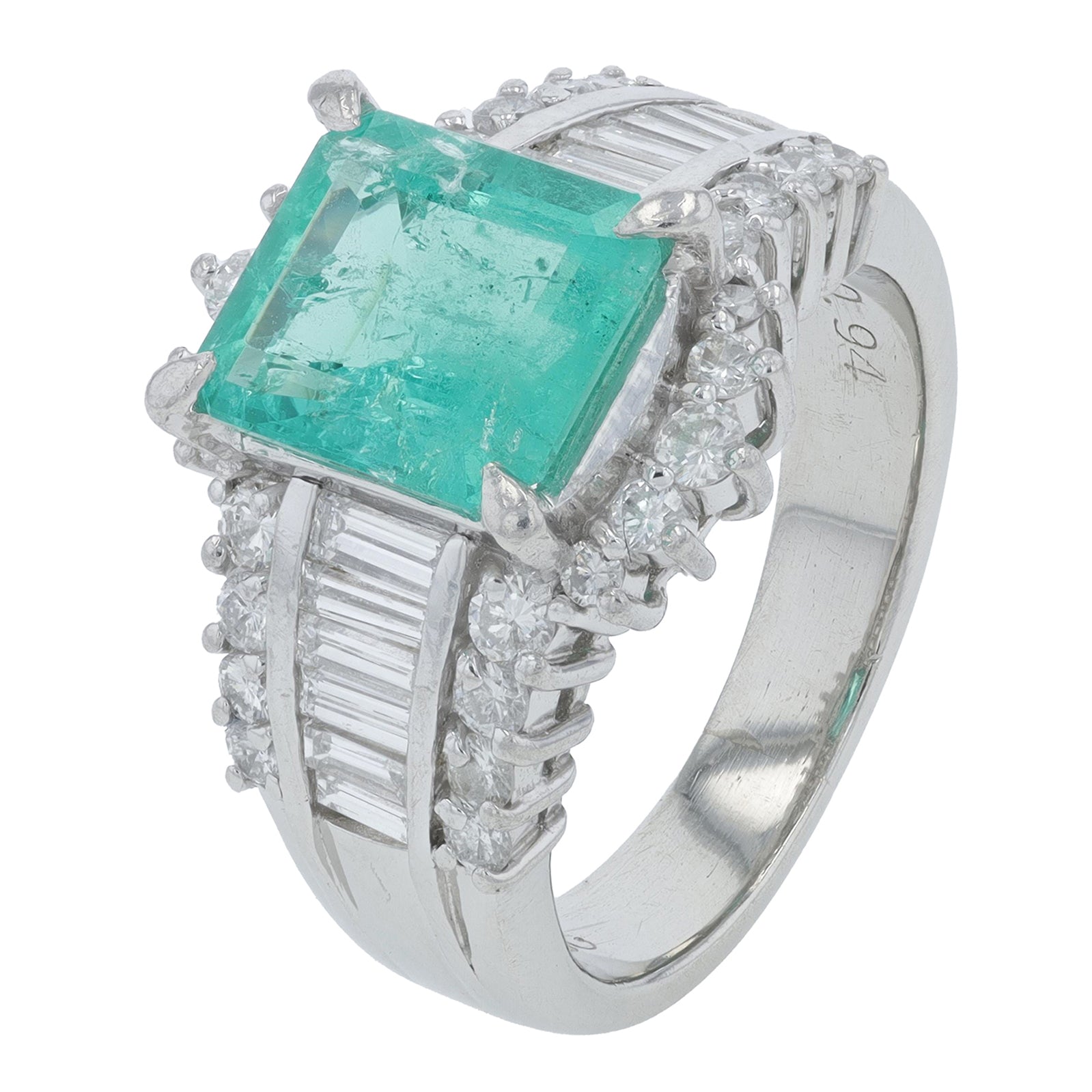 PT900 2.13 CT Emerald Center Ring