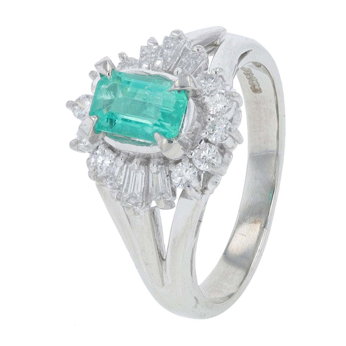 PT900 .814 CT Emerald Ring