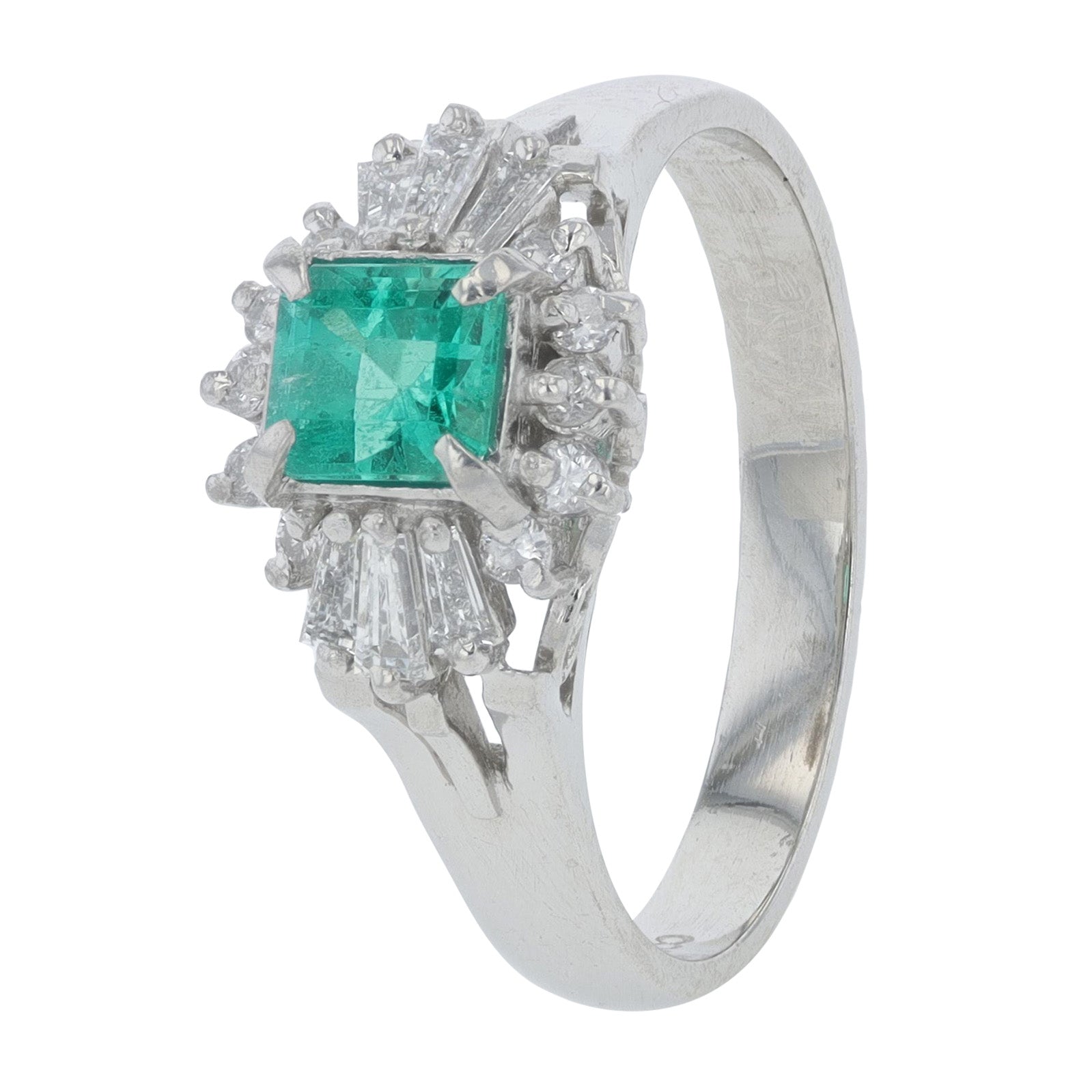 PT900 .57 CT Emerald Ring