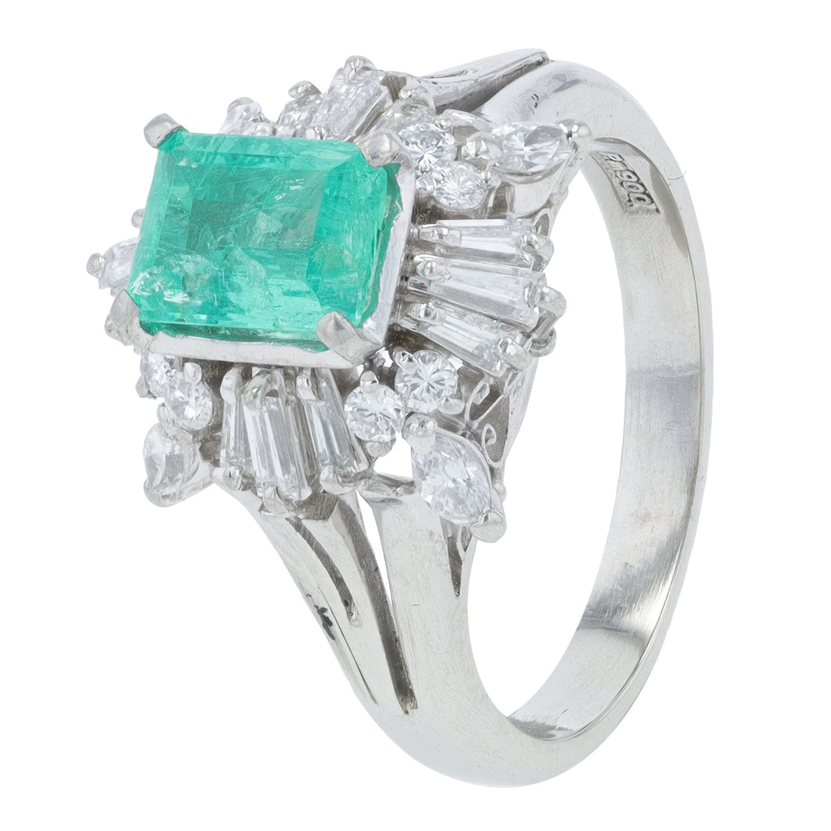 PT900 .92 CT Emerald Ring