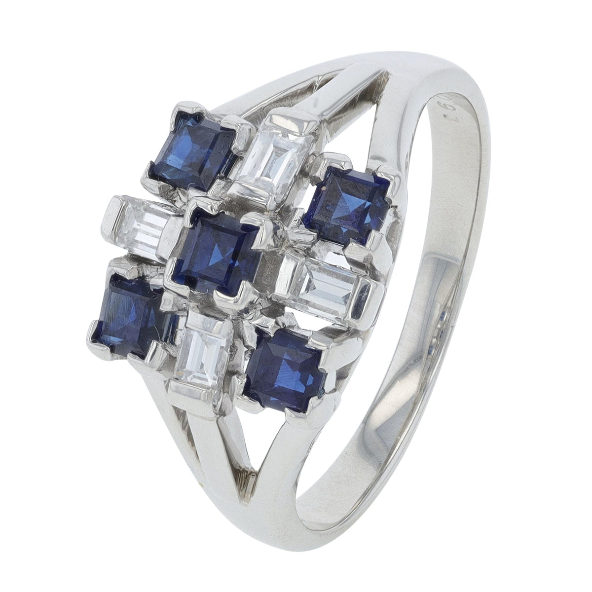 PT900 .91 CT Sapphire Cluster Split Ring