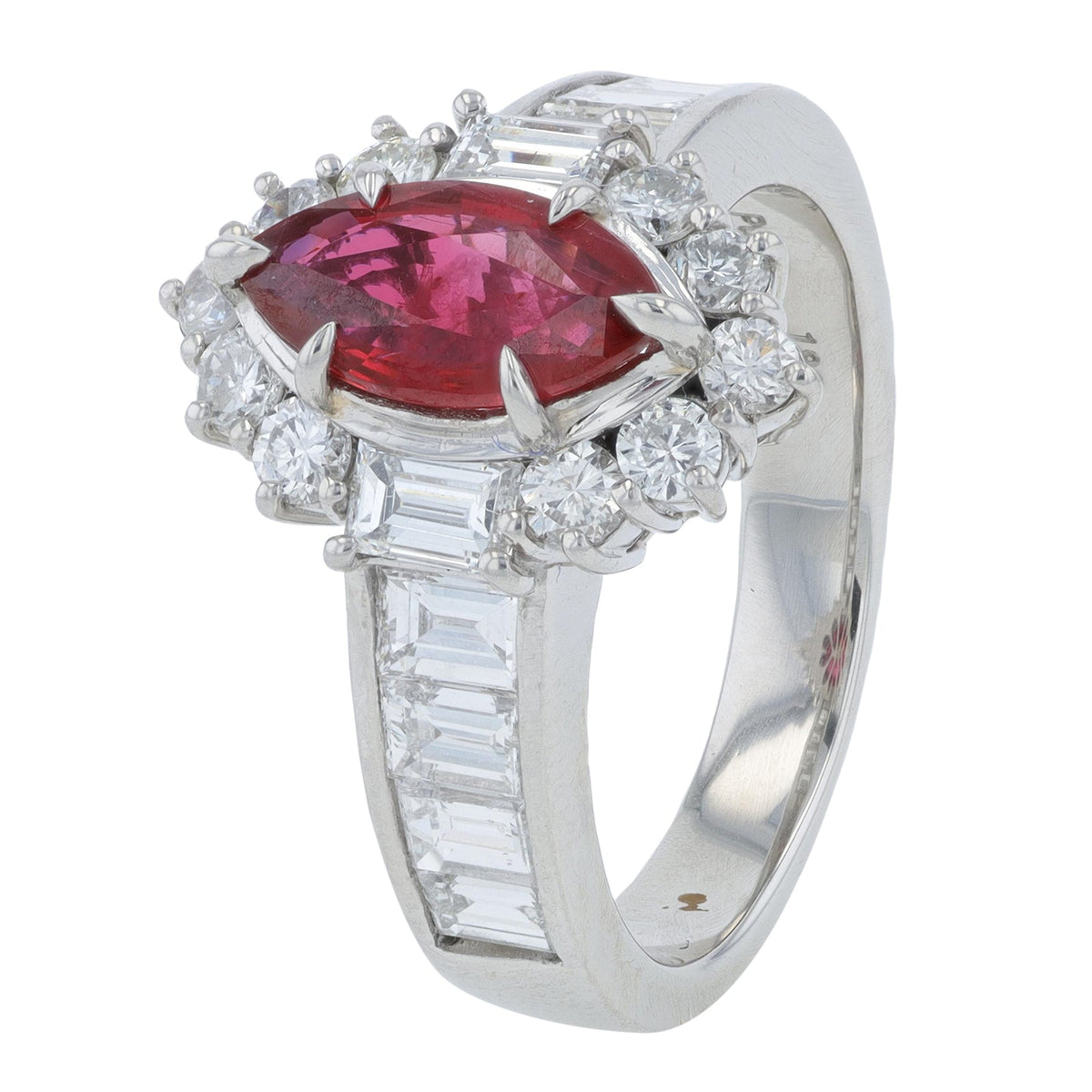 PT900 1.05 CT Thailand Ruby Ring<p><strong>GIA Available</p></strong>