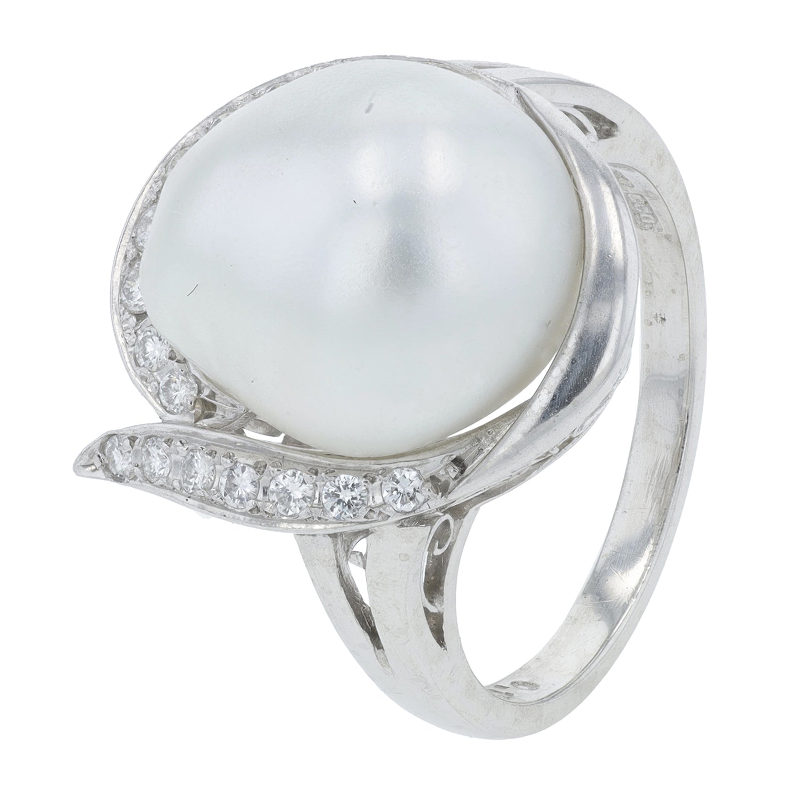 PT900 Mikimoto Pearl Ring