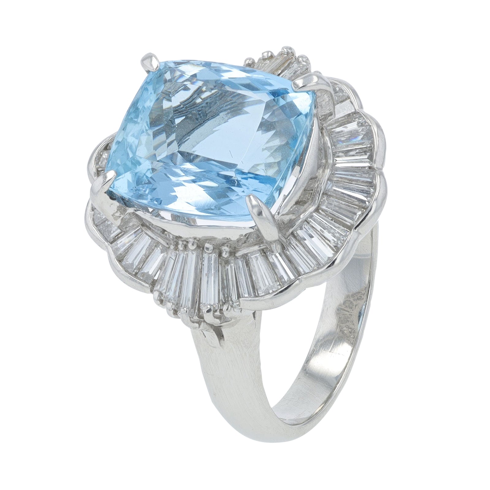 PT900 4.67 CT Aquamarine Ring