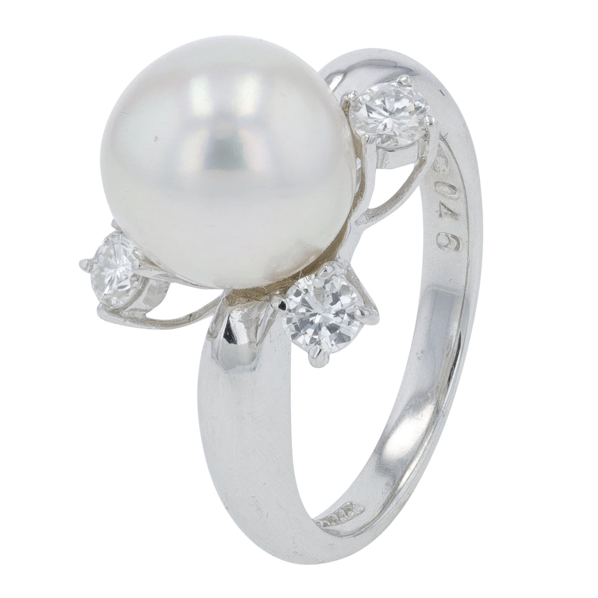 PT900 Pearl Ring